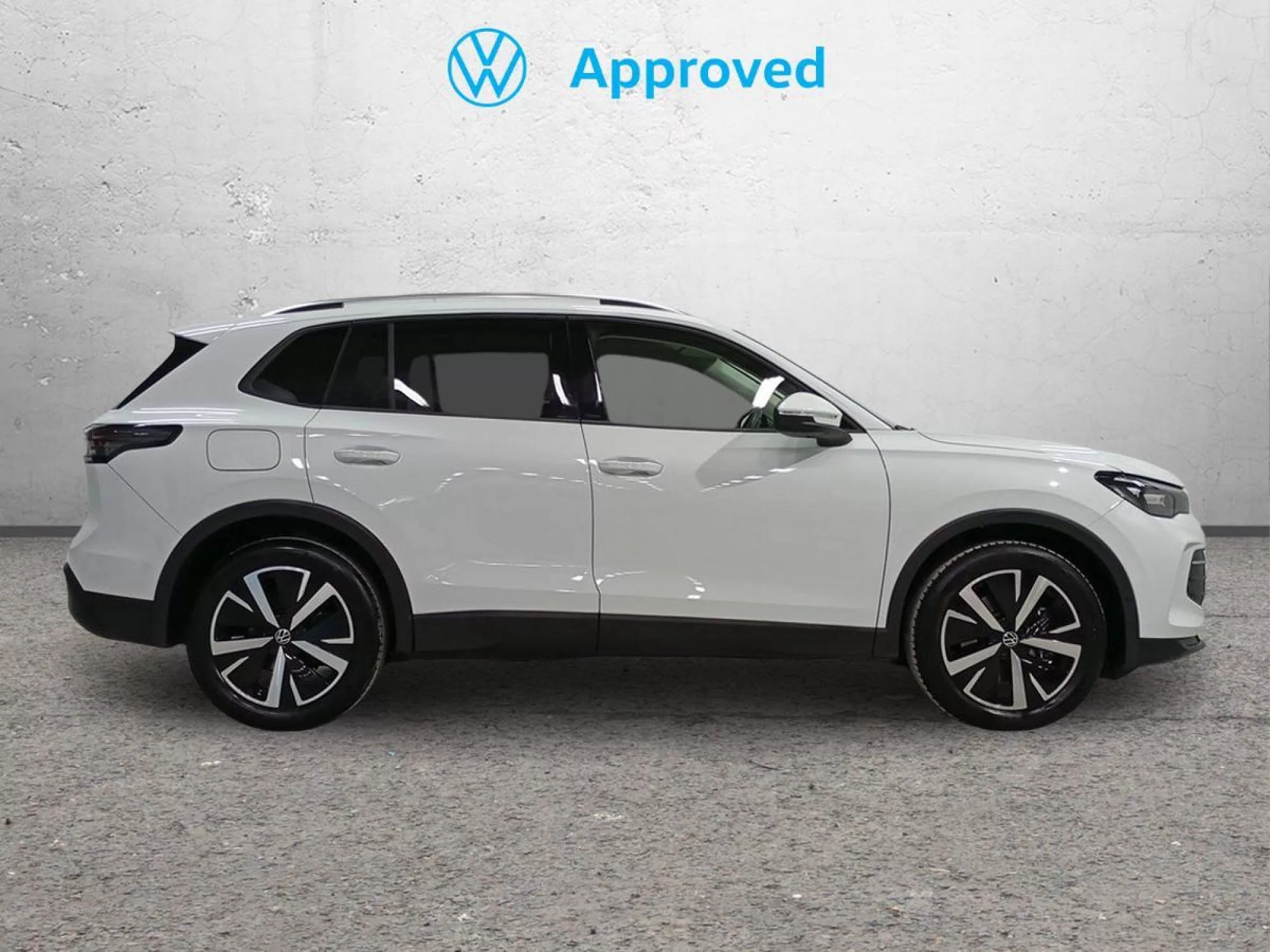 VOLKSWAGEN TIGUAN Diesel 2025 segunda-mano Jaén