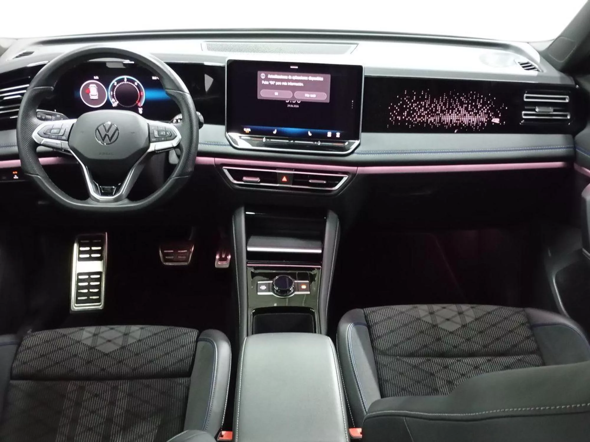 VOLKSWAGEN TIGUAN Diesel 2025 segunda-mano Jaén