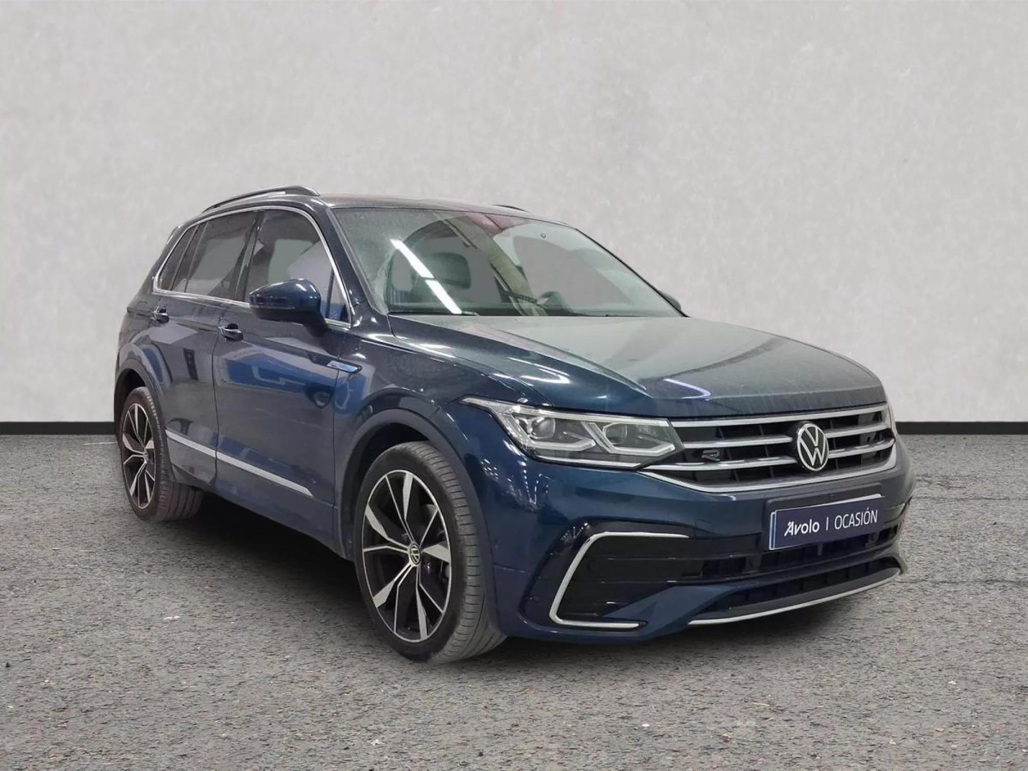 VOLKSWAGEN TIGUAN Gasolina 2023 segunda-mano Jaén