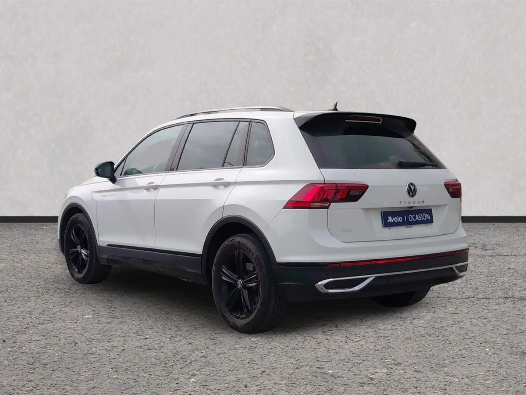 VOLKSWAGEN TIGUAN Gasolina 2023 segunda-mano Jaén