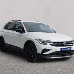 VOLKSWAGEN TIGUAN Gasolina 2023 segunda-mano Jaén