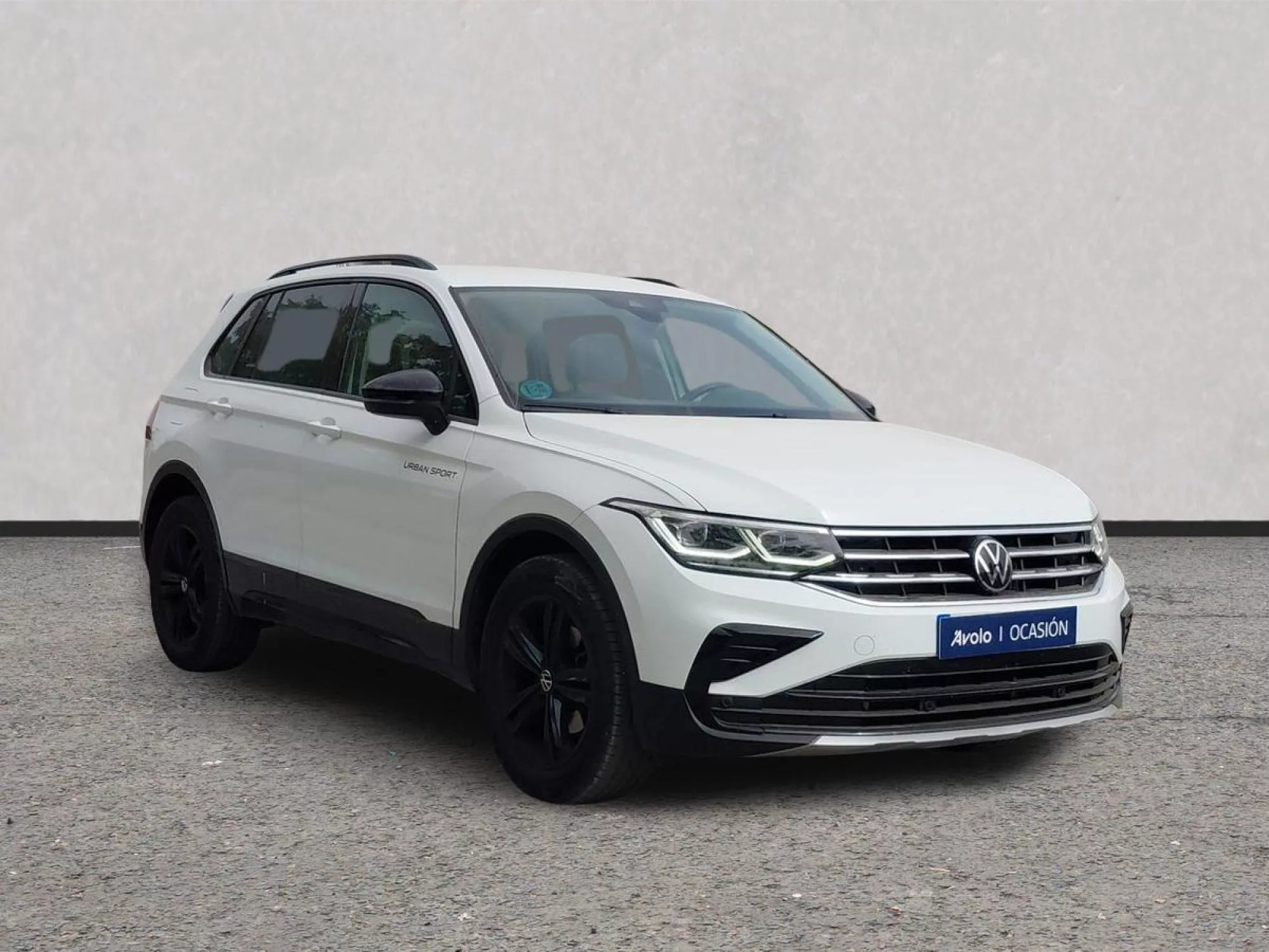 VOLKSWAGEN TIGUAN Gasolina 2023 segunda-mano Jaén