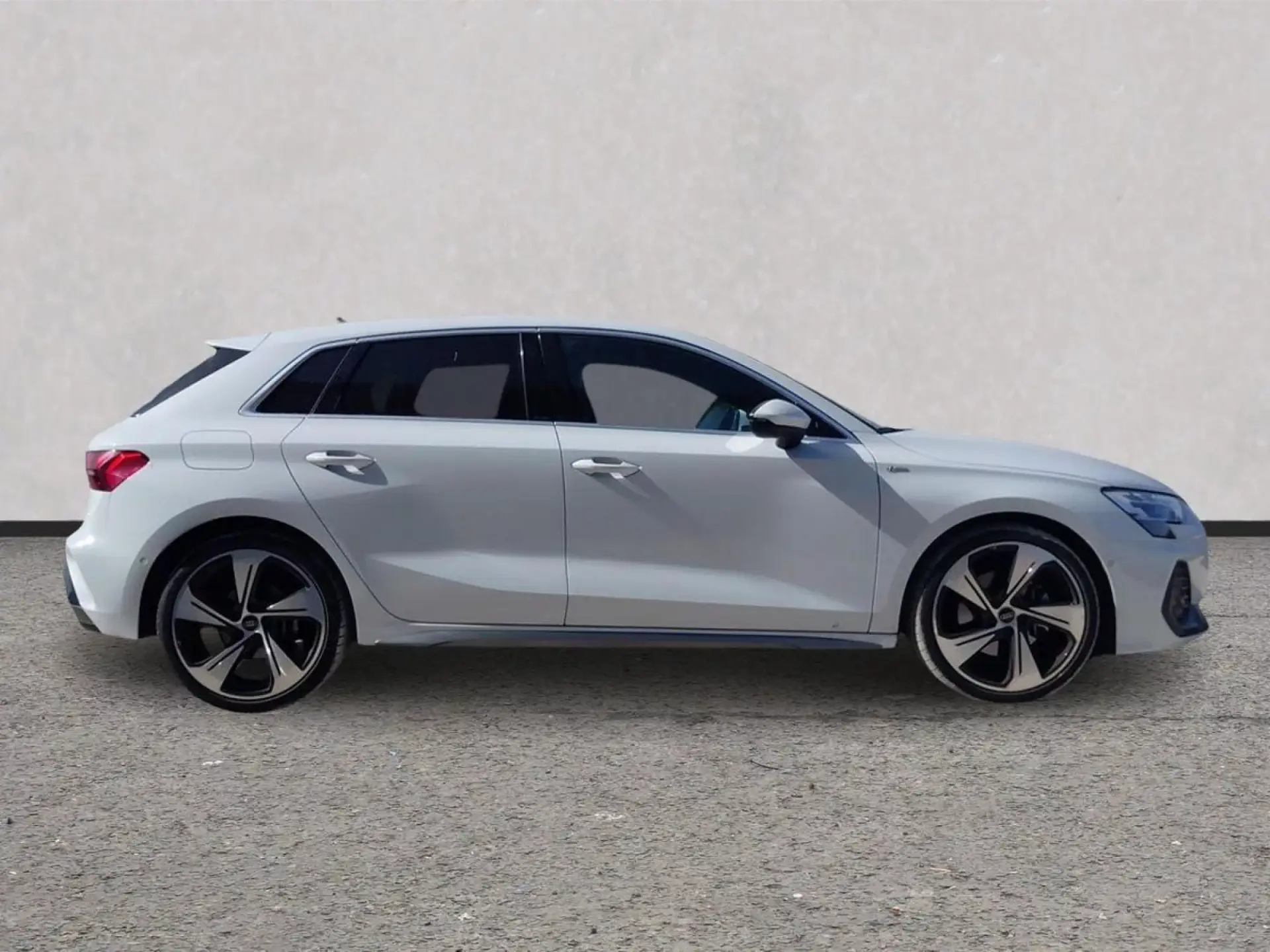 AUDI A3 Diesel 2025 km 0 Jaén