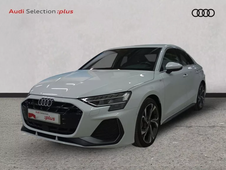 AUDI A3 SEDAN Diesel 2025 segunda-mano Jaén