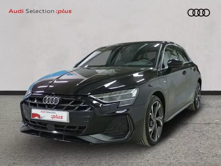AUDI A3 SPORTBACK Hibrido enchufable 2025 segunda-mano Jaén