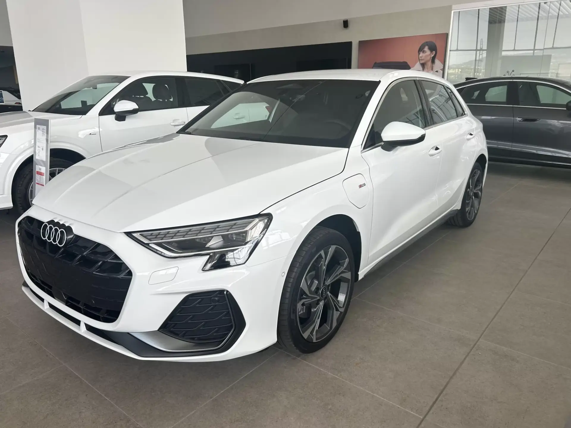 AUDI A3 SPORTBACK Hibrido enchufable nuevo entrega inmediata Jaén