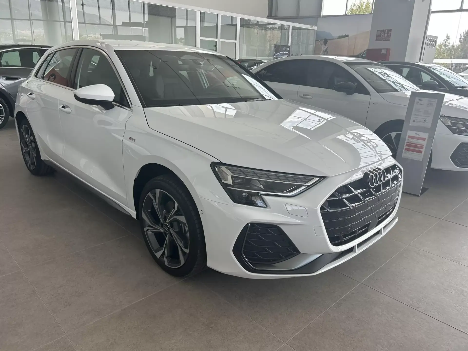 AUDI A3 SPORTBACK Hibrido enchufable nuevo entrega inmediata Jaén