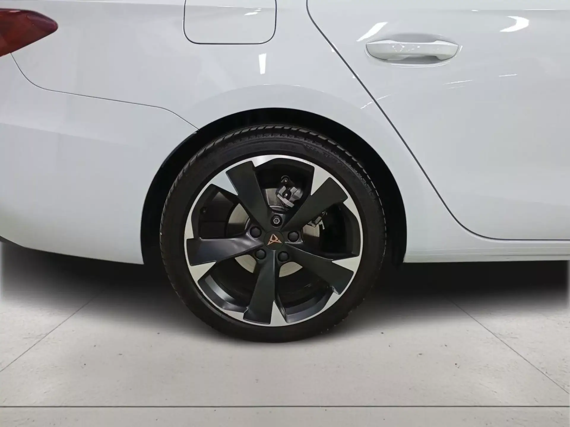 CUPRA LEON Hibrido 2025 km 0 Jaén