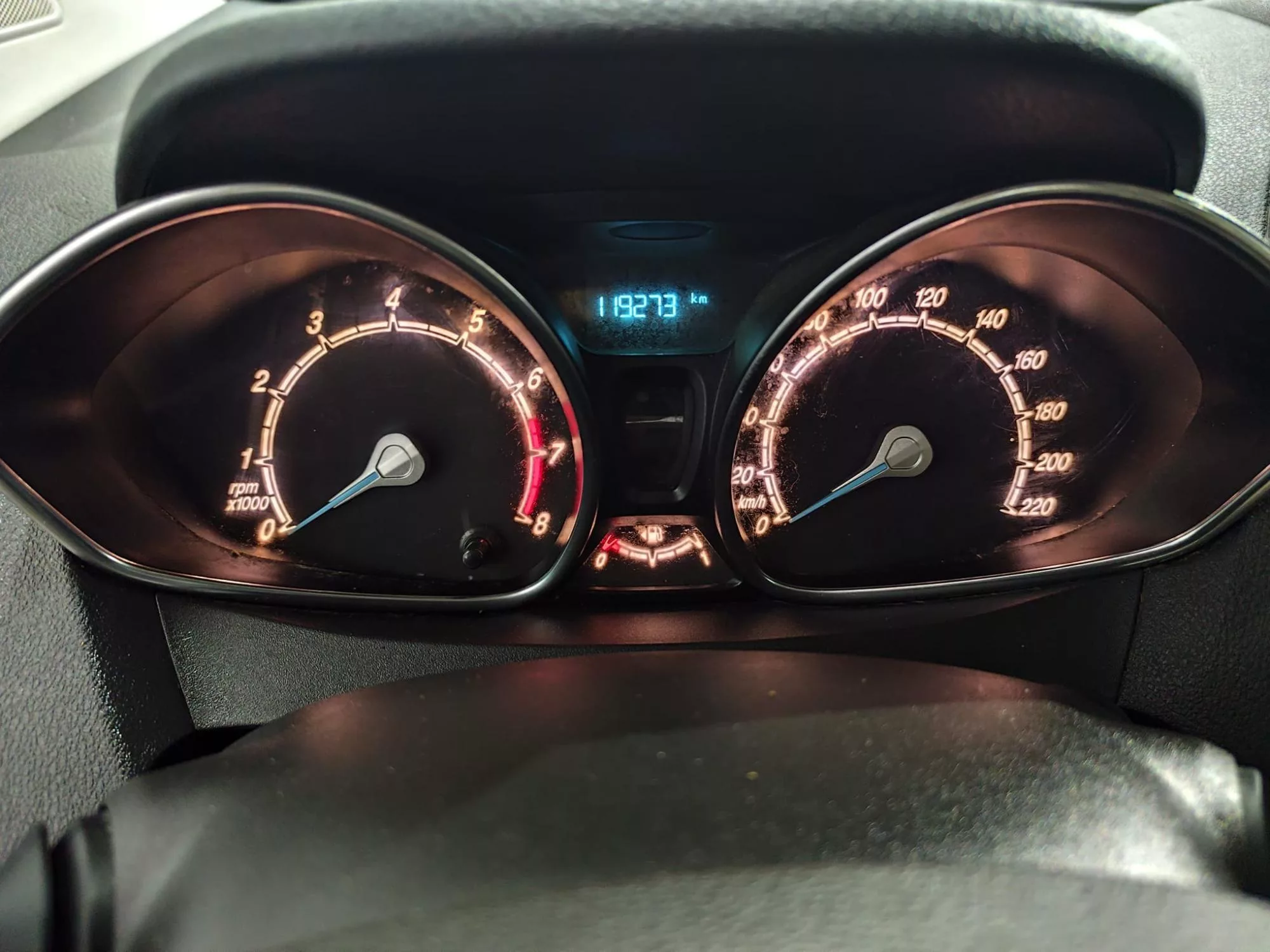 FORD Tourneo Courrier Gasolina 2017 segunda-mano Jaén