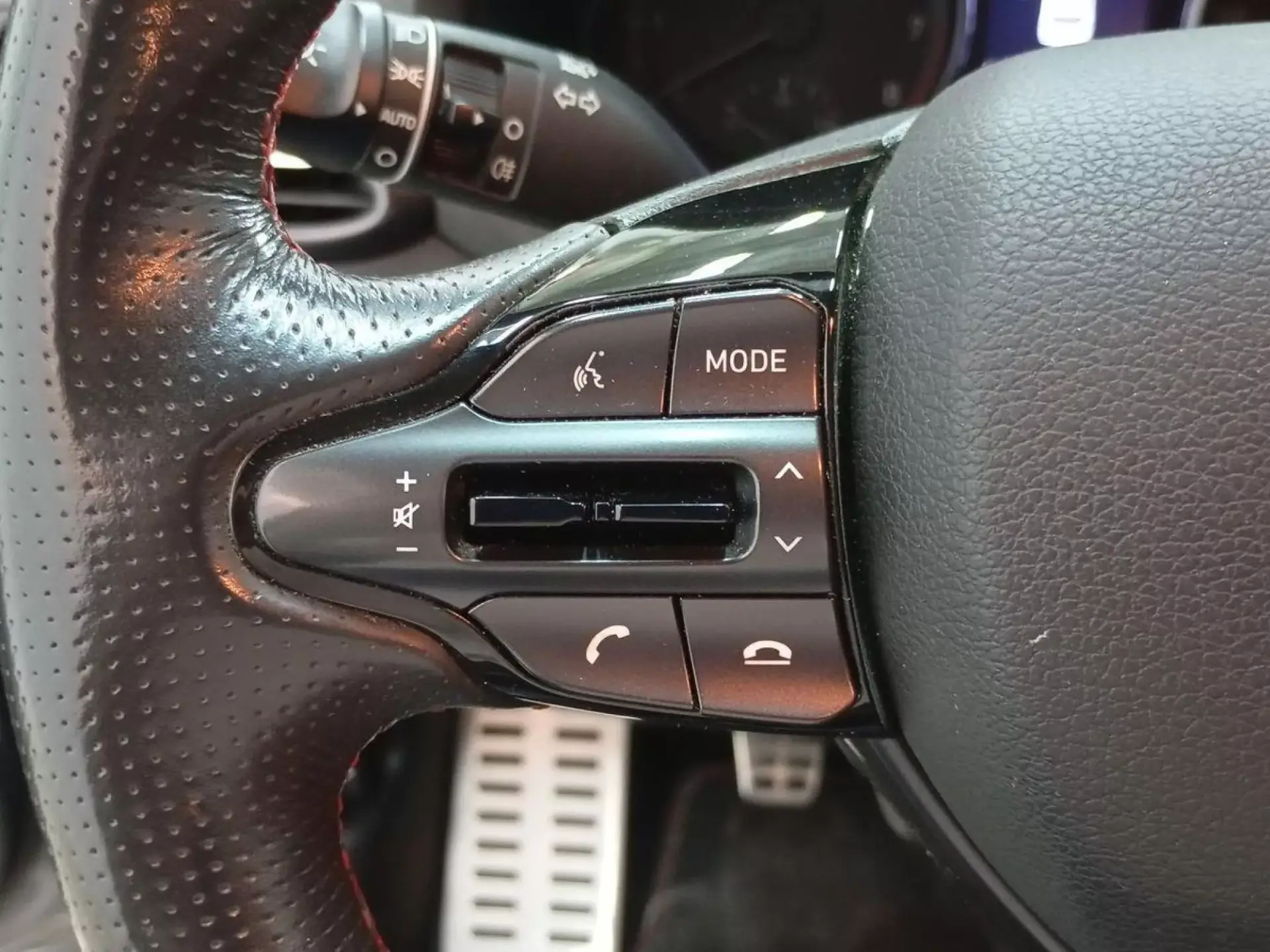 HYUNDAI I30 Gasolina 2020 segunda-mano Jaén