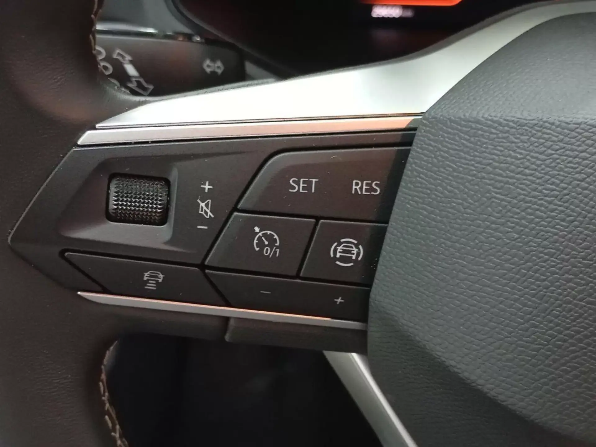SEAT ARONA Gasolina 2025 segunda-mano Jaén