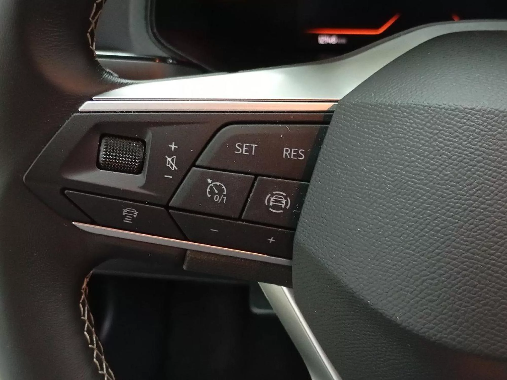 SEAT ARONA Gasolina 2025 segunda-mano Jaén