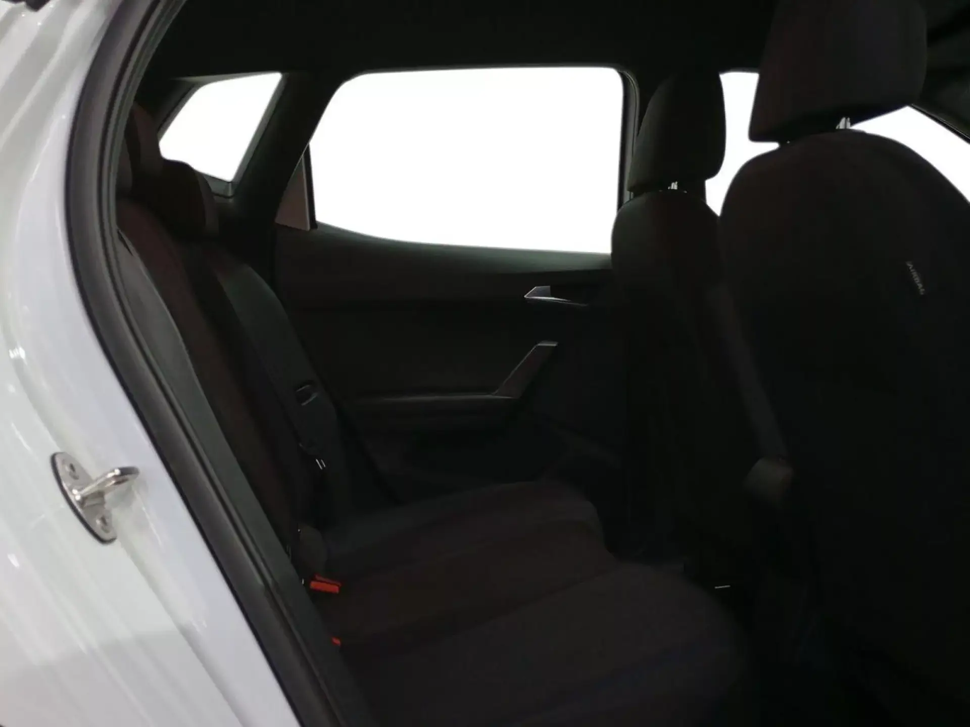 SEAT ARONA Gasolina 2025 segunda-mano Jaén