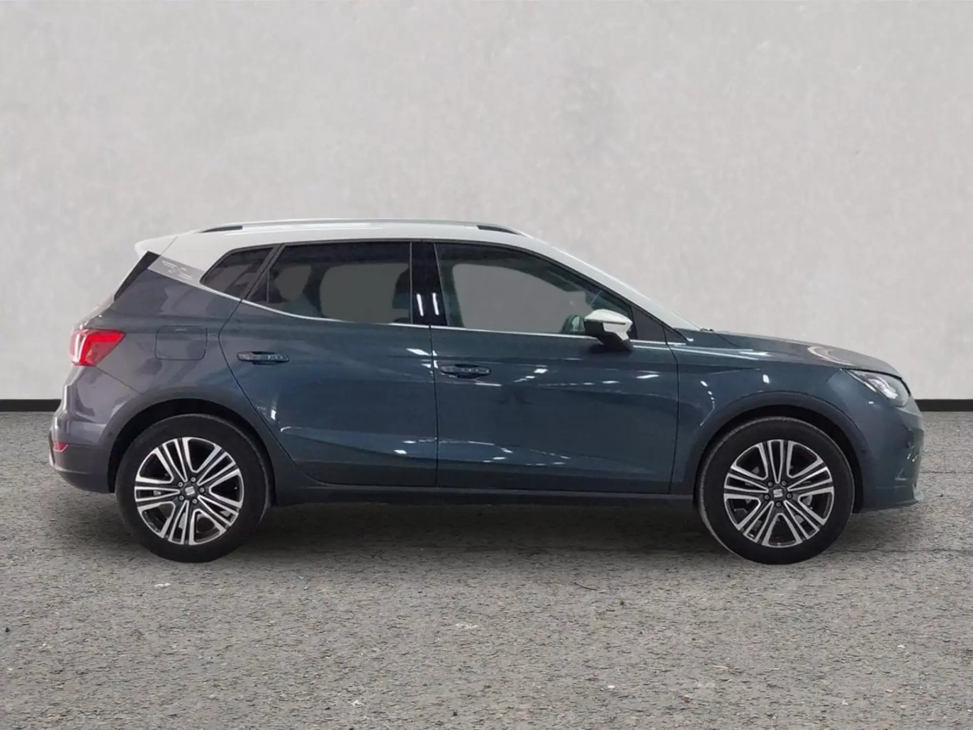 SEAT ARONA Gasolina 2025 segunda-mano Jaén