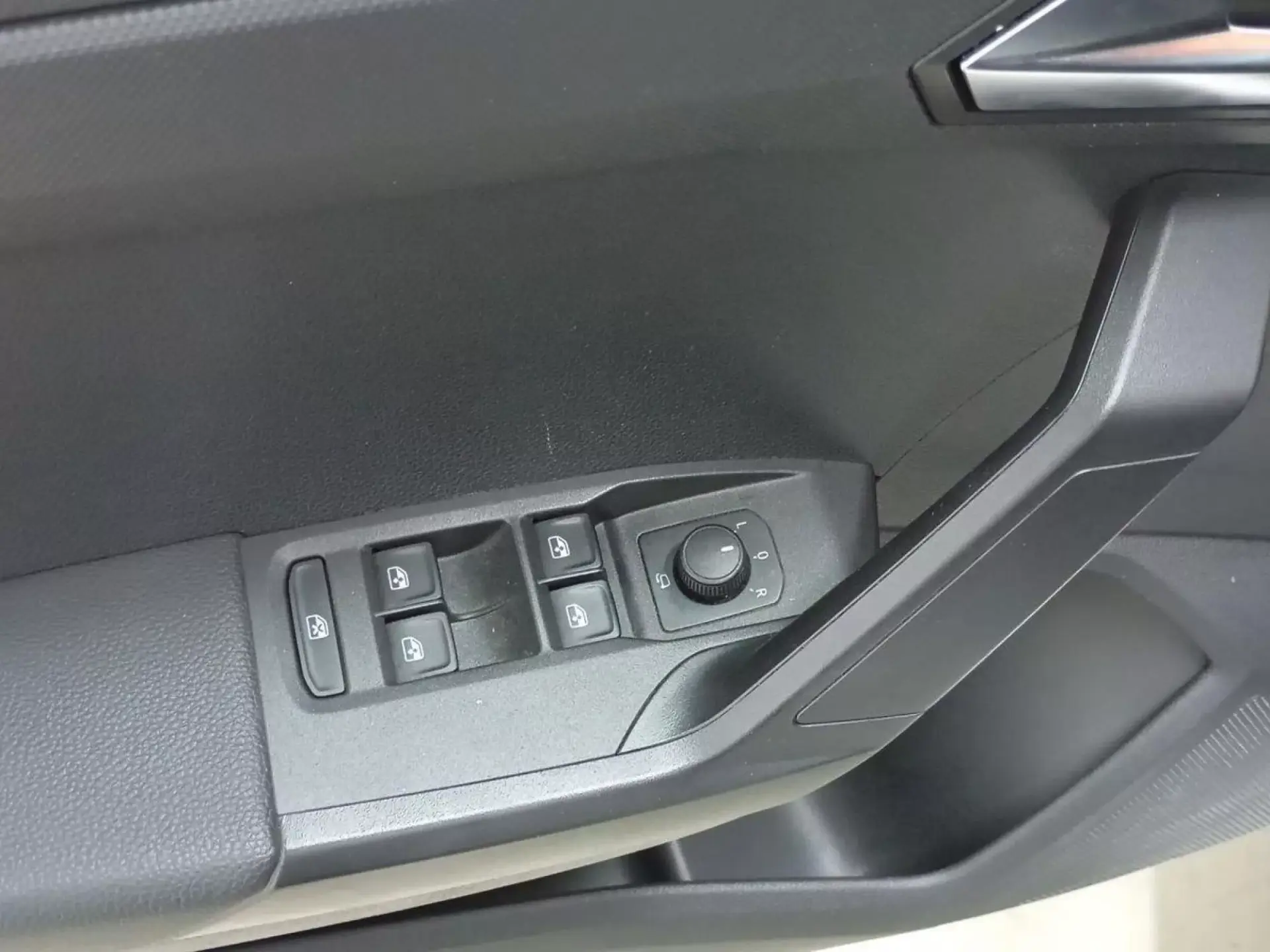 SEAT IBIZA Gasolina 2022 segunda-mano Jaén