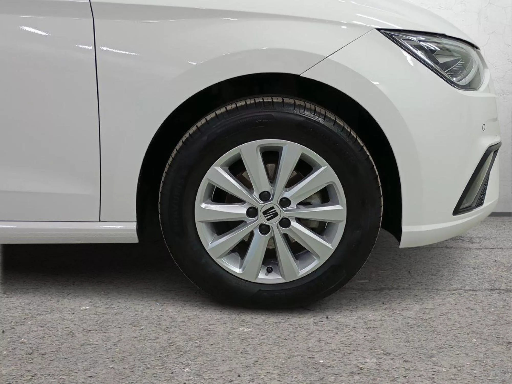 SEAT IBIZA Gasolina 2022 segunda-mano Jaén