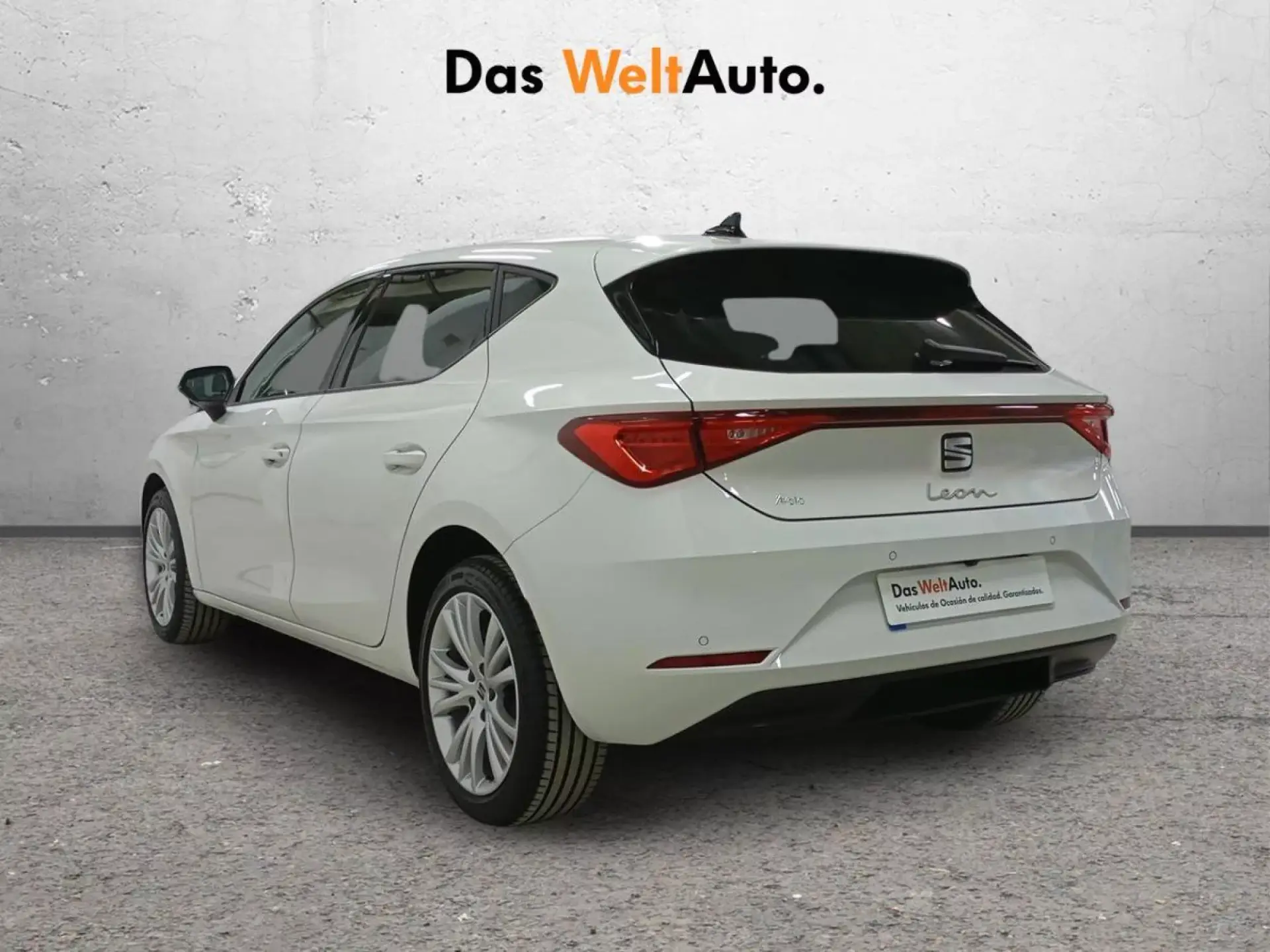 SEAT LEON Gasolina 2022 segunda-mano Jaén
