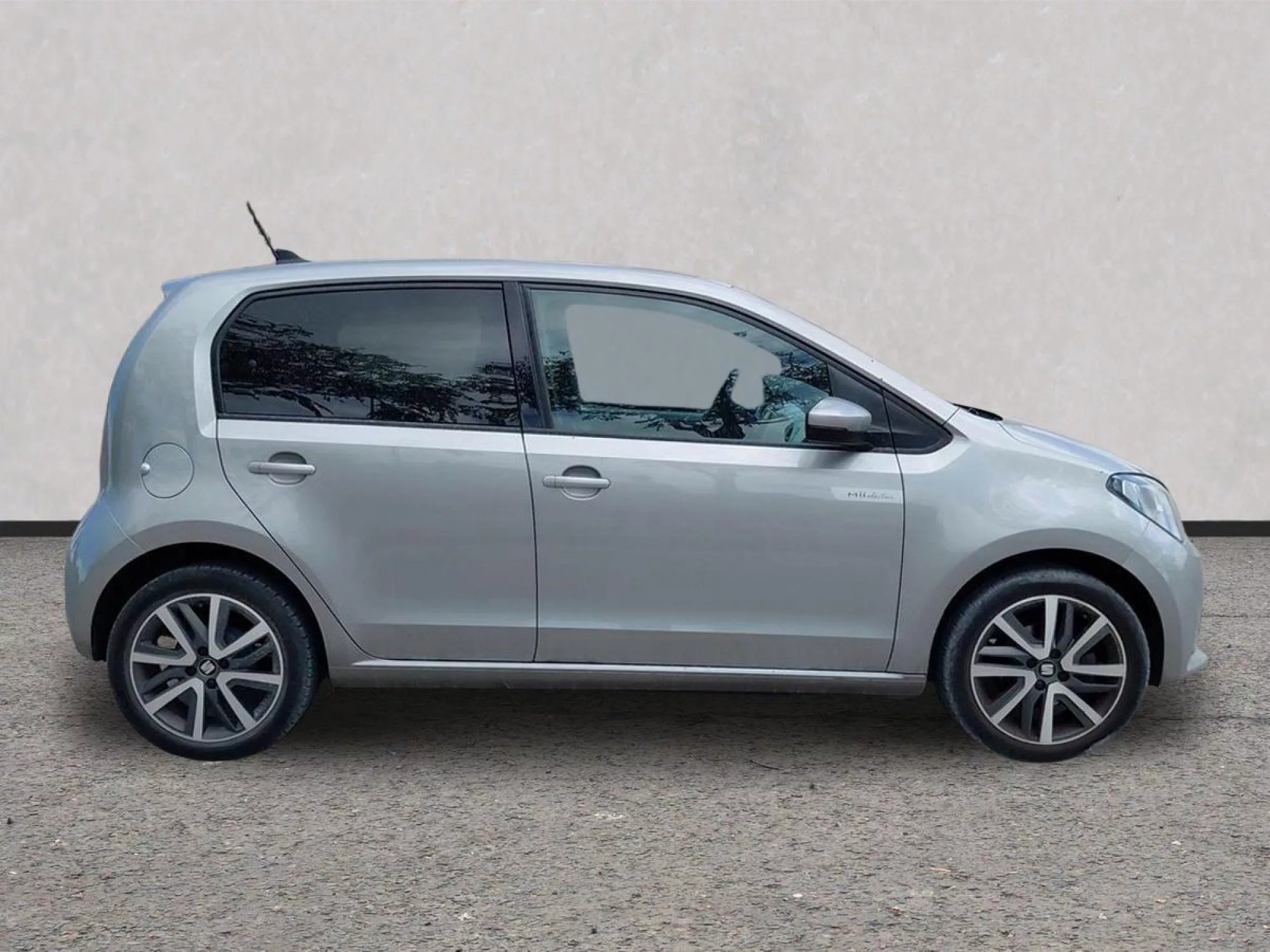 SEAT MII Electrico 2021 segunda-mano Jaén