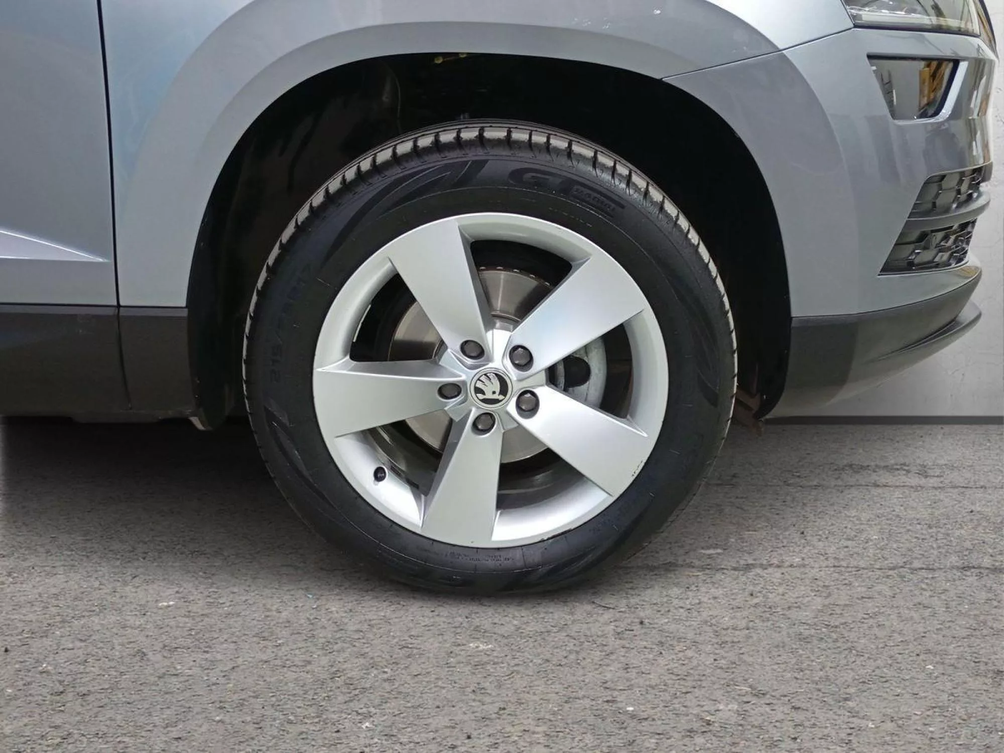 SKODA KAROQ Diesel 2019 segunda-mano Jaén
