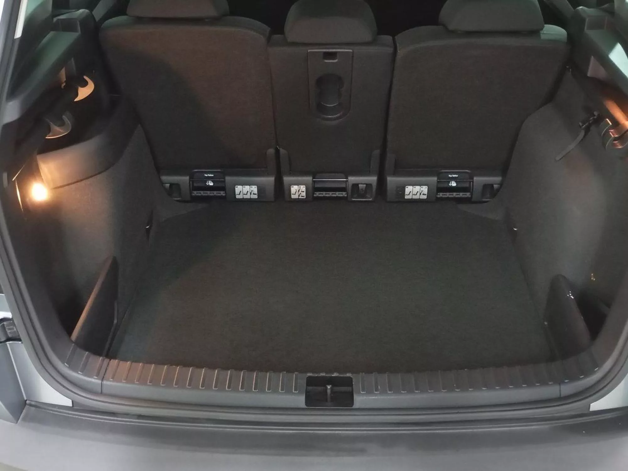 SKODA KAROQ Diesel 2019 segunda-mano Jaén