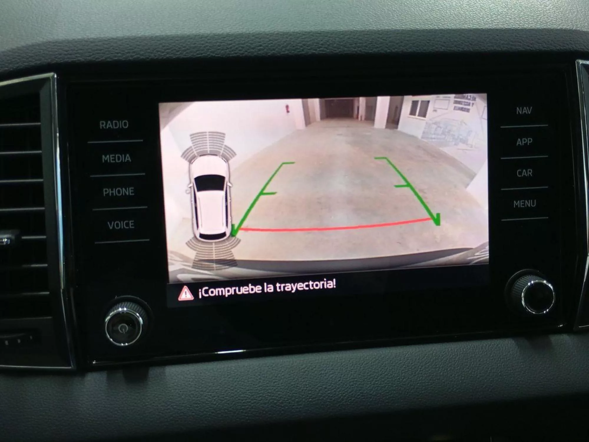 SKODA KAROQ Diesel 2019 segunda-mano Jaén