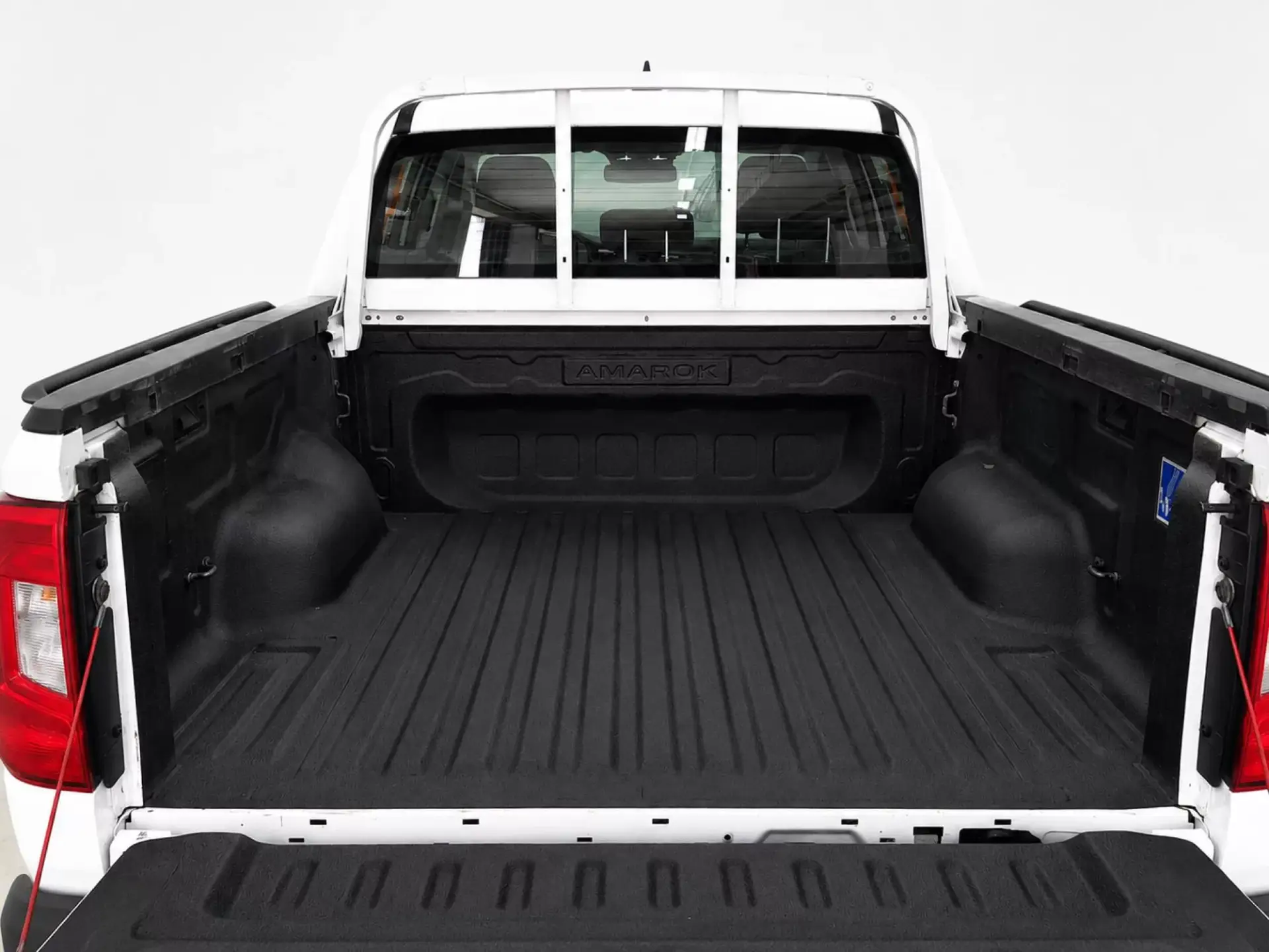 VOLKSWAGEN AMAROK Diesel 2025 segunda-mano Jaén