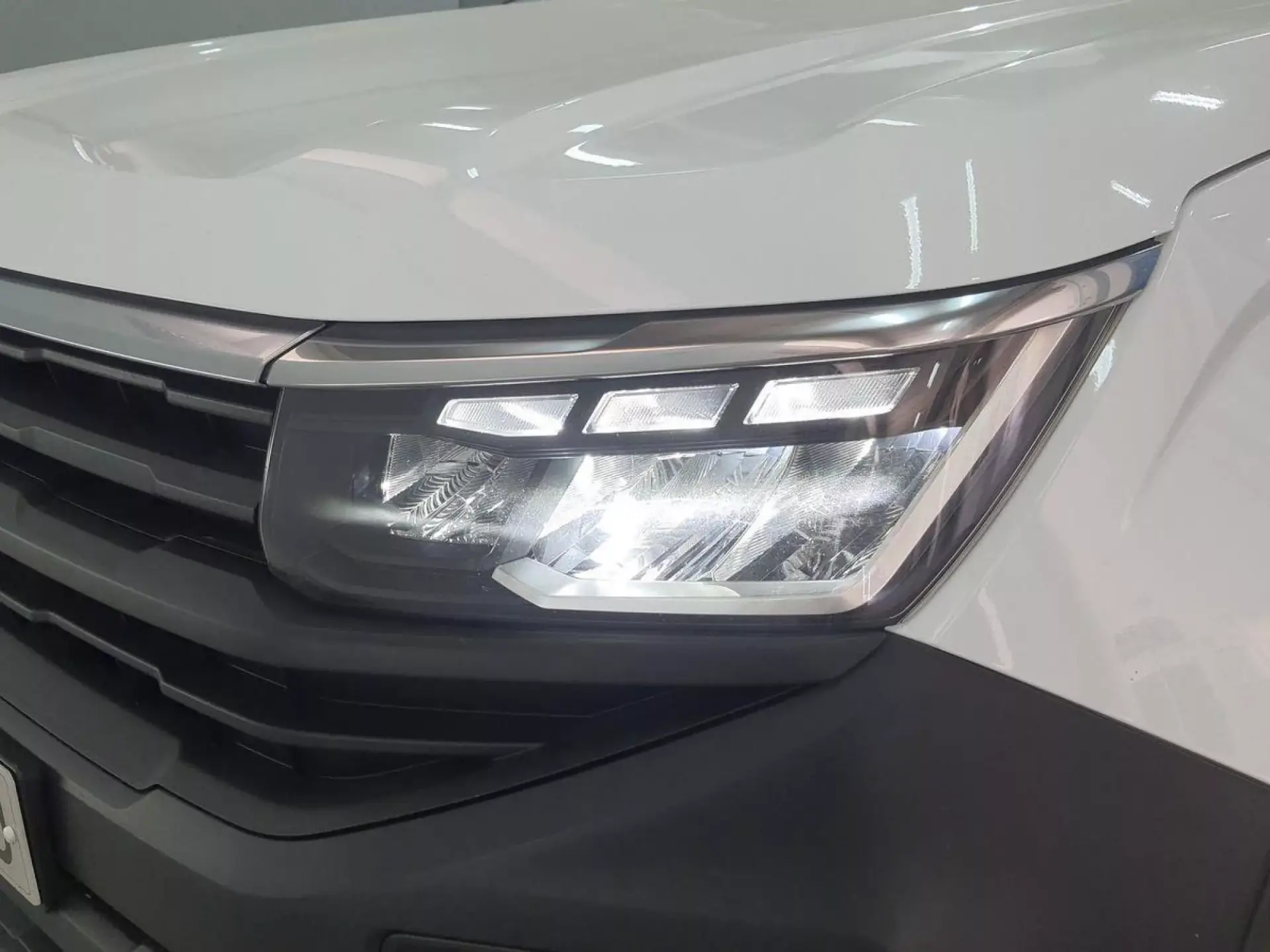 VOLKSWAGEN AMAROK Diesel 2025 segunda-mano Jaén