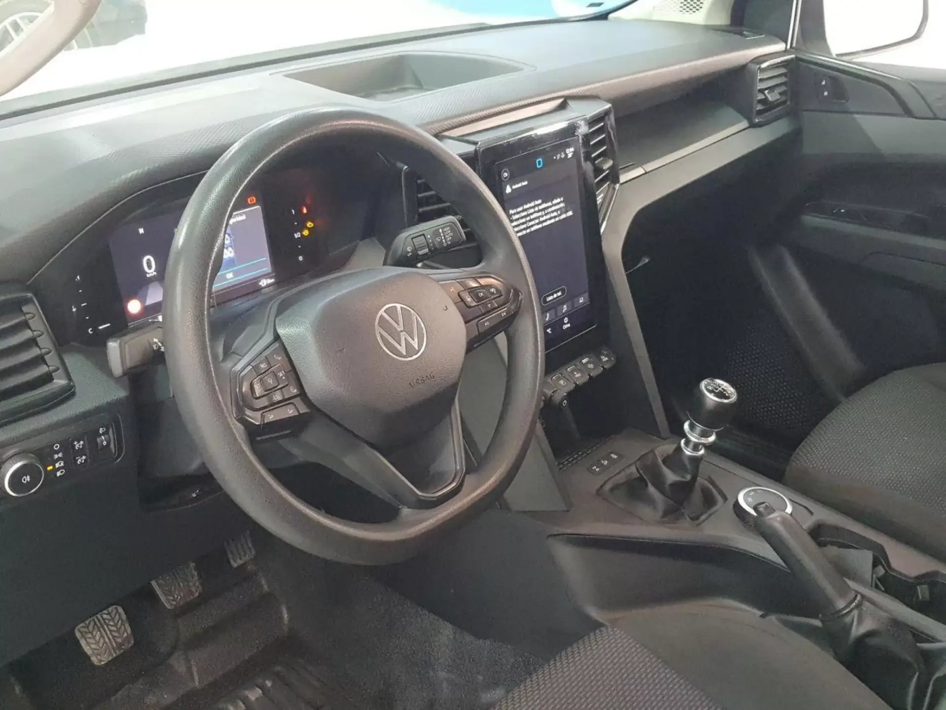 VOLKSWAGEN AMAROK Diesel 2025 segunda-mano Jaén