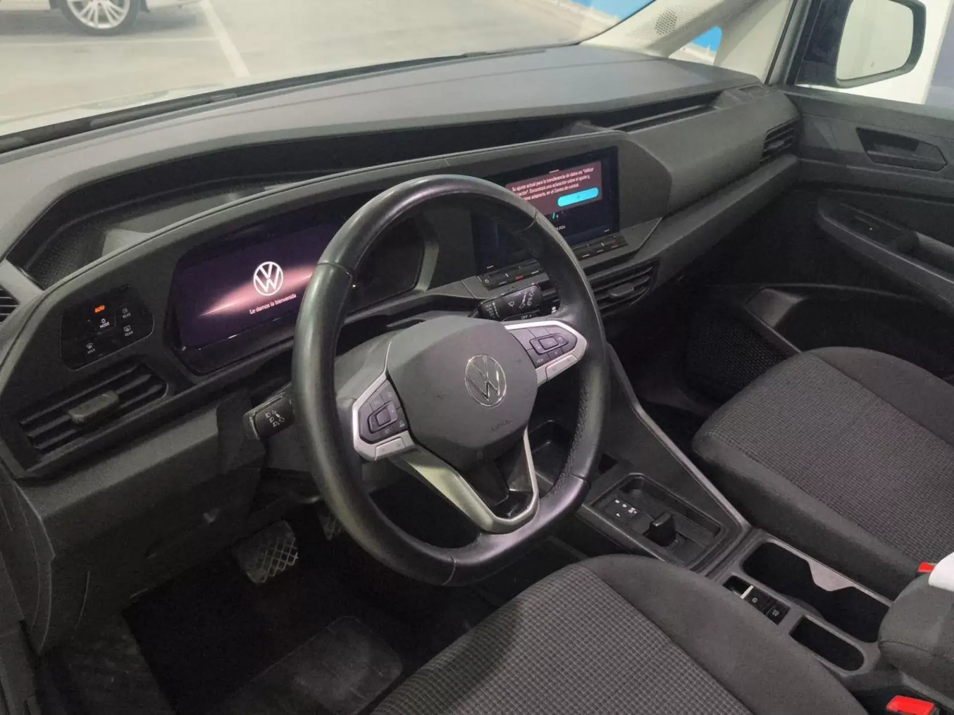 VOLKSWAGEN CADDY MAXI Gasolina 2025 km 0 Jaén