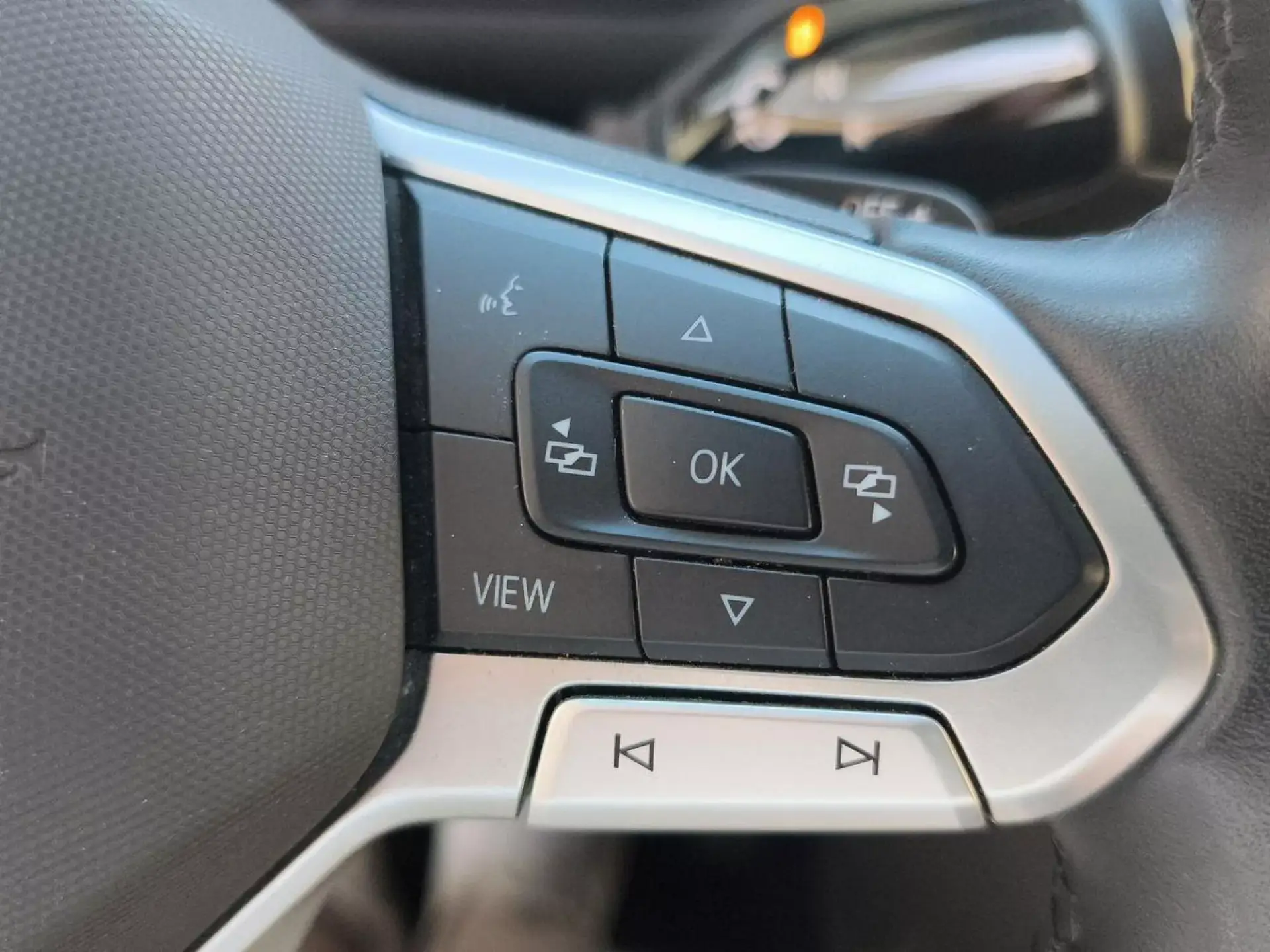 VOLKSWAGEN CRAFTER FURGON Diesel 2025 segunda-mano Jaén