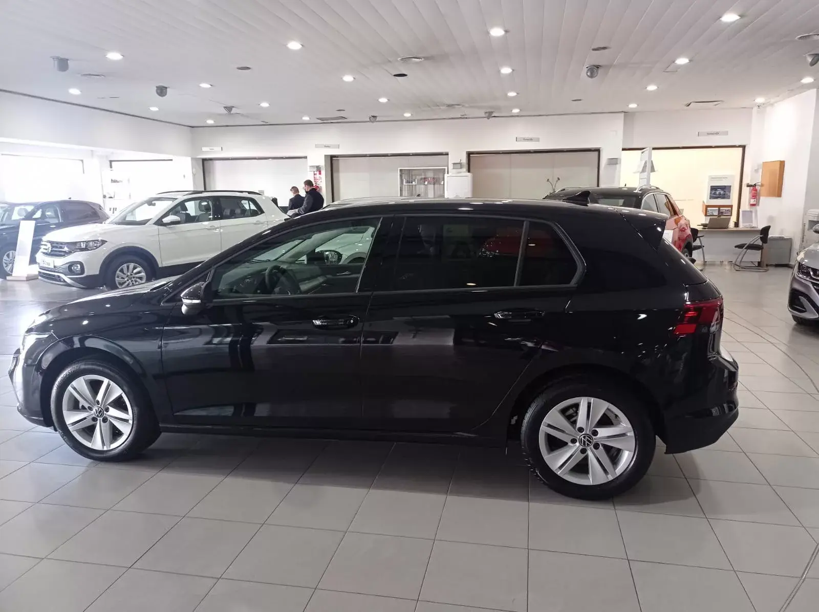 VOLKSWAGEN GOLF Gasolina 2022 segunda-mano Jaén
