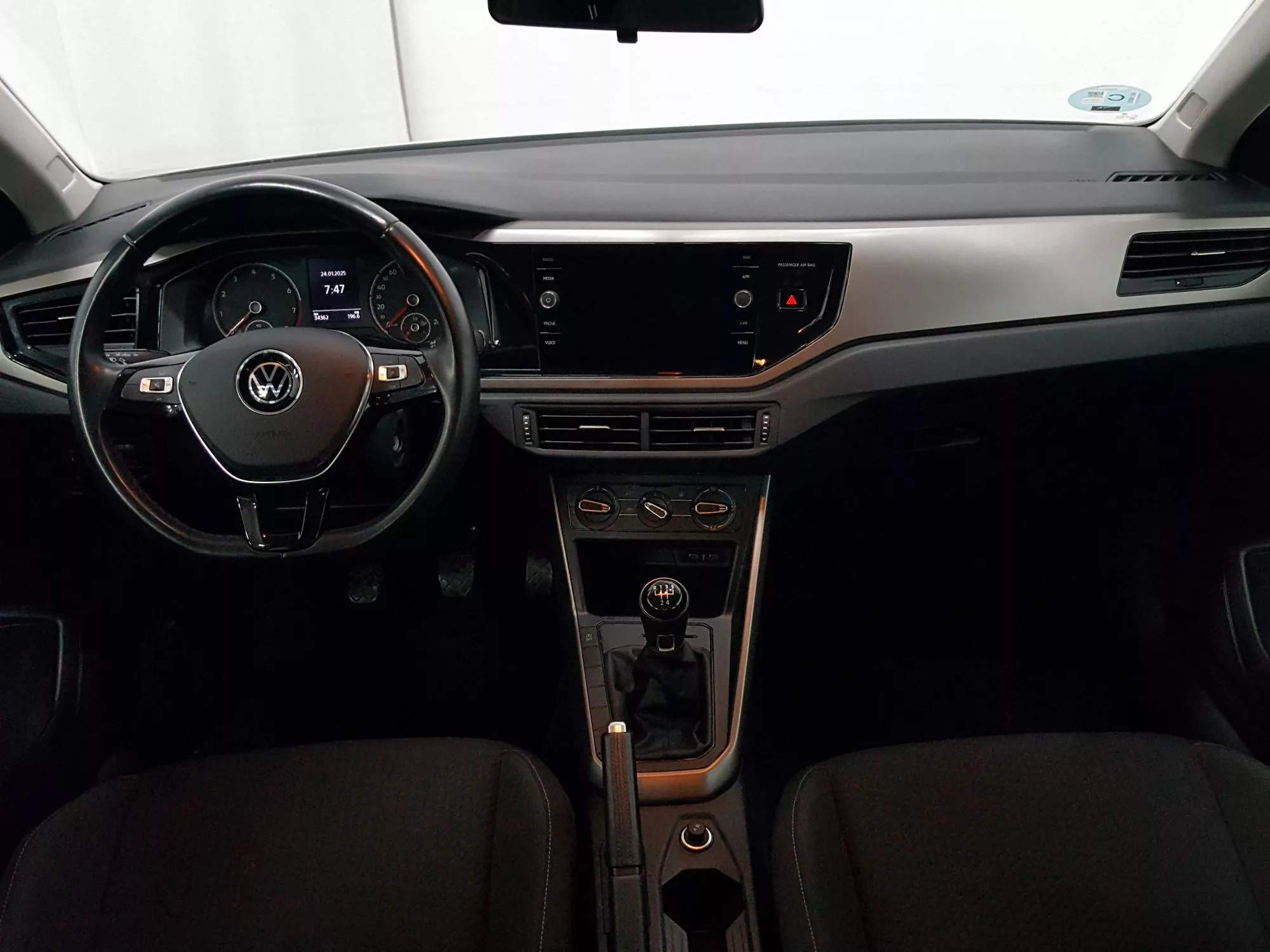 VOLKSWAGEN POLO Gasolina 2021 segunda-mano Jaén