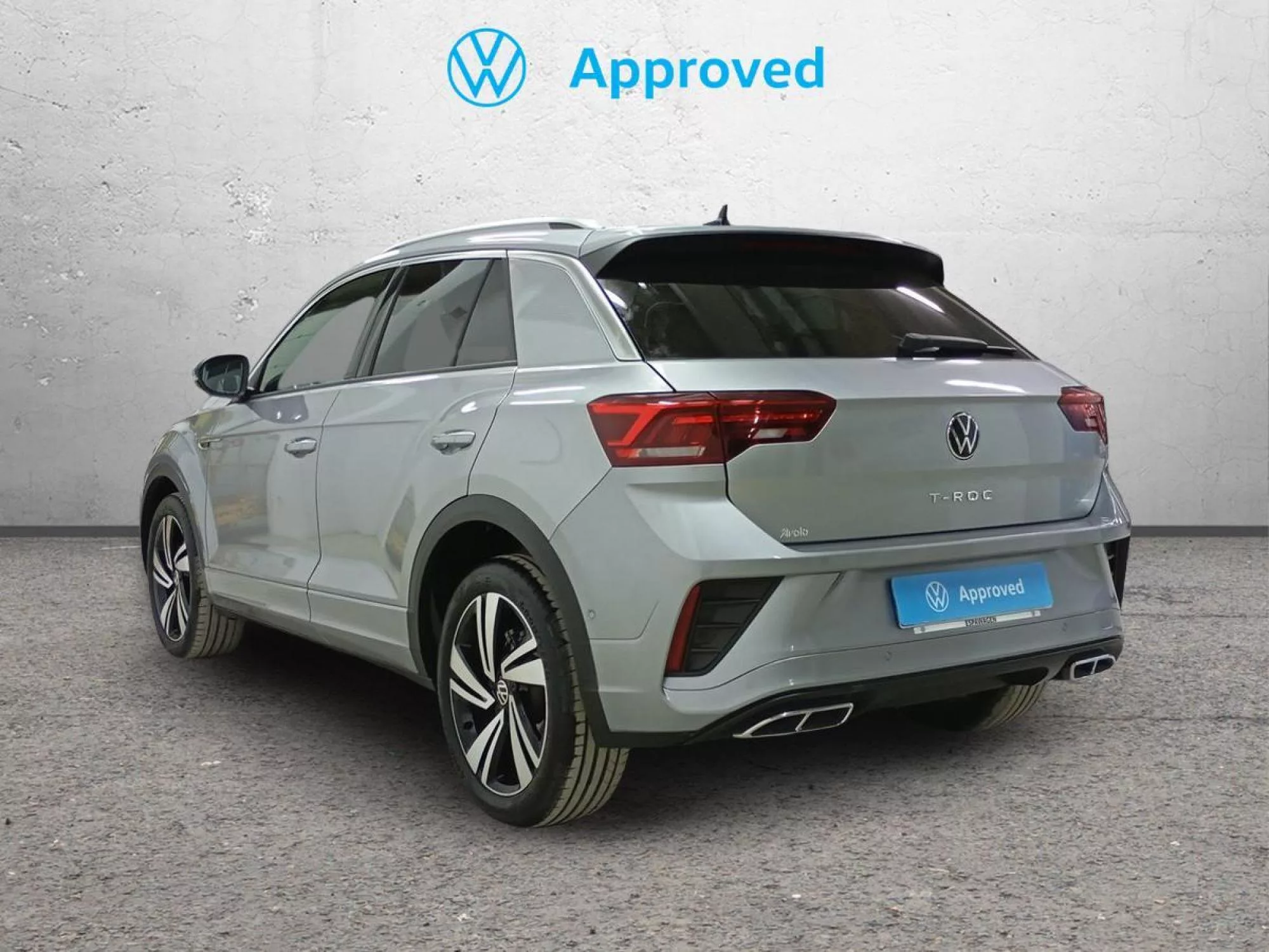 VOLKSWAGEN T-ROC Gasolina 2025 segunda-mano Jaén