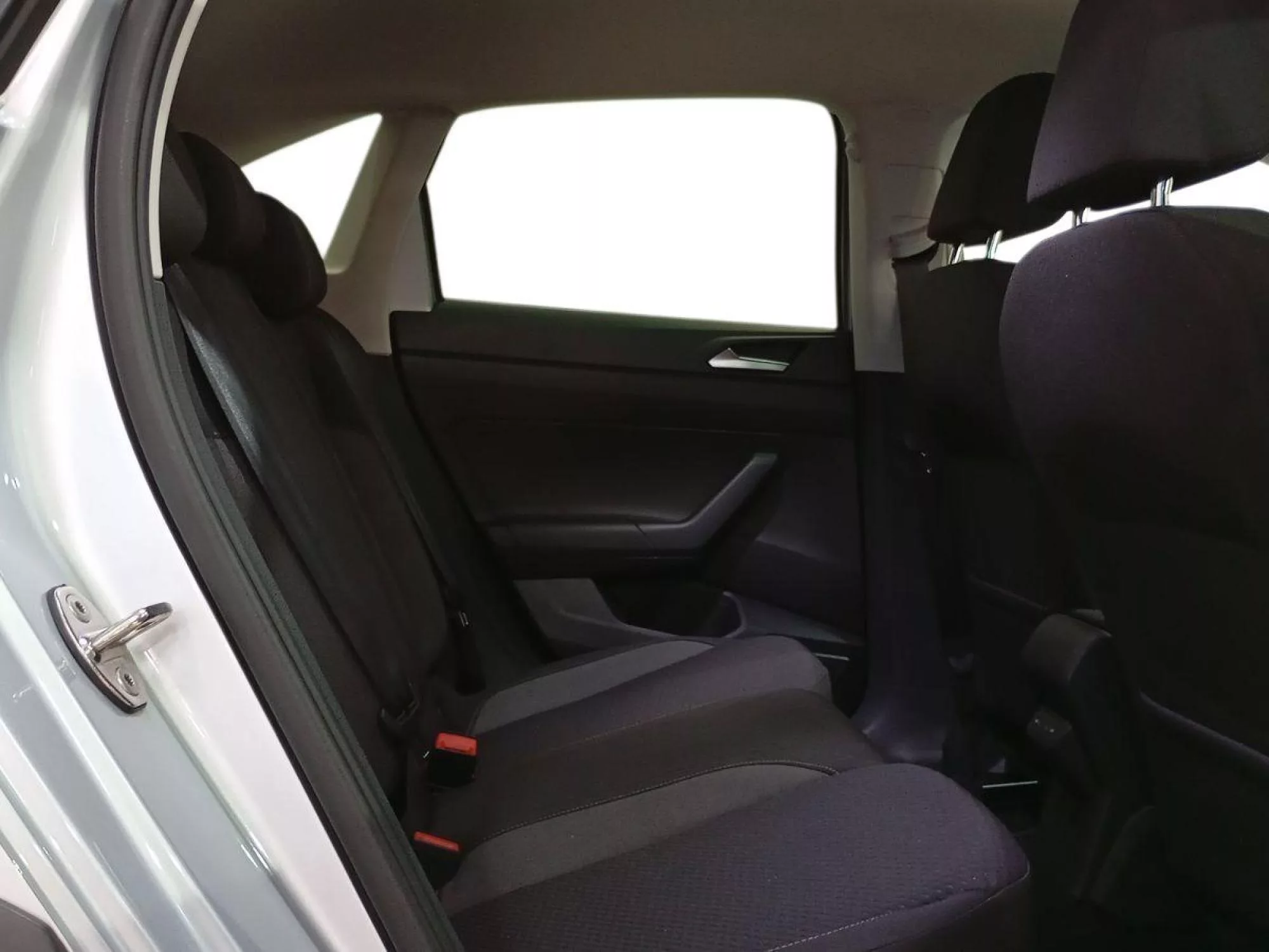 VOLKSWAGEN TAIGO Gasolina 2025 segunda-mano Jaén