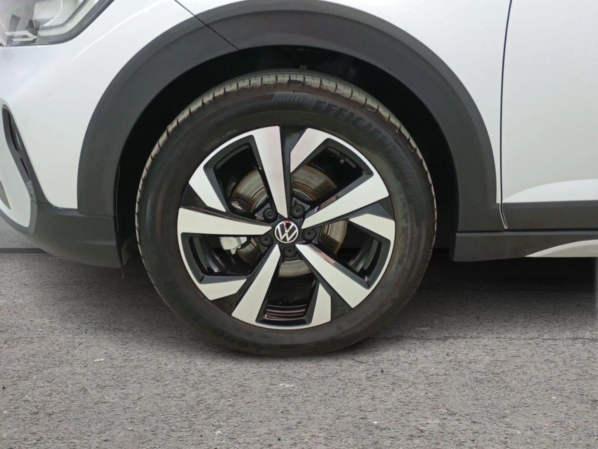 VOLKSWAGEN TAIGO Gasolina 2025 segunda-mano Jaén
