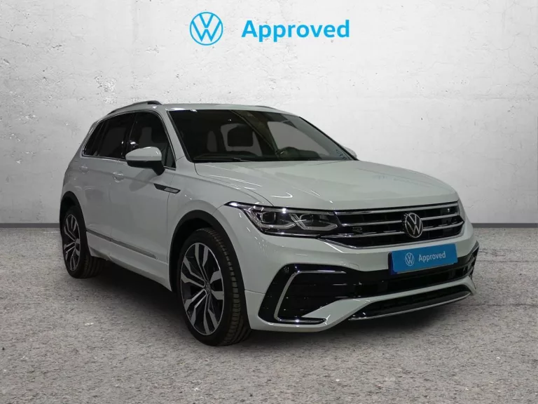 VOLKSWAGEN TIGUAN Diesel 2023 segunda-mano Jaén