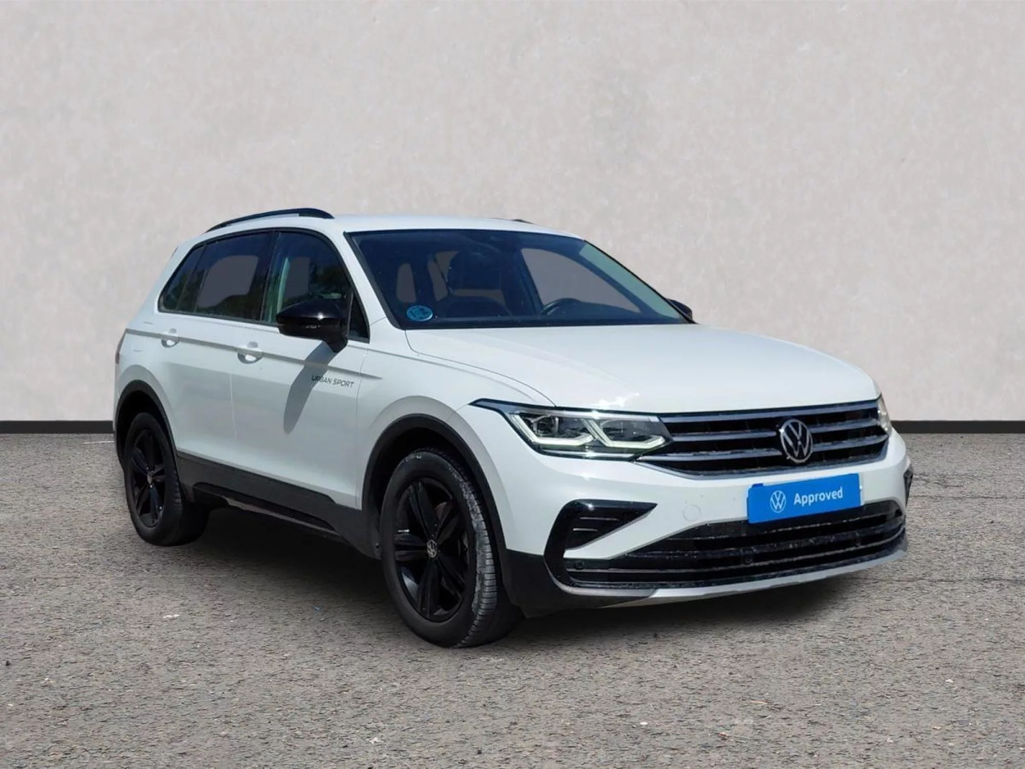 VOLKSWAGEN TIGUAN Diesel 2023 segunda-mano Jaén