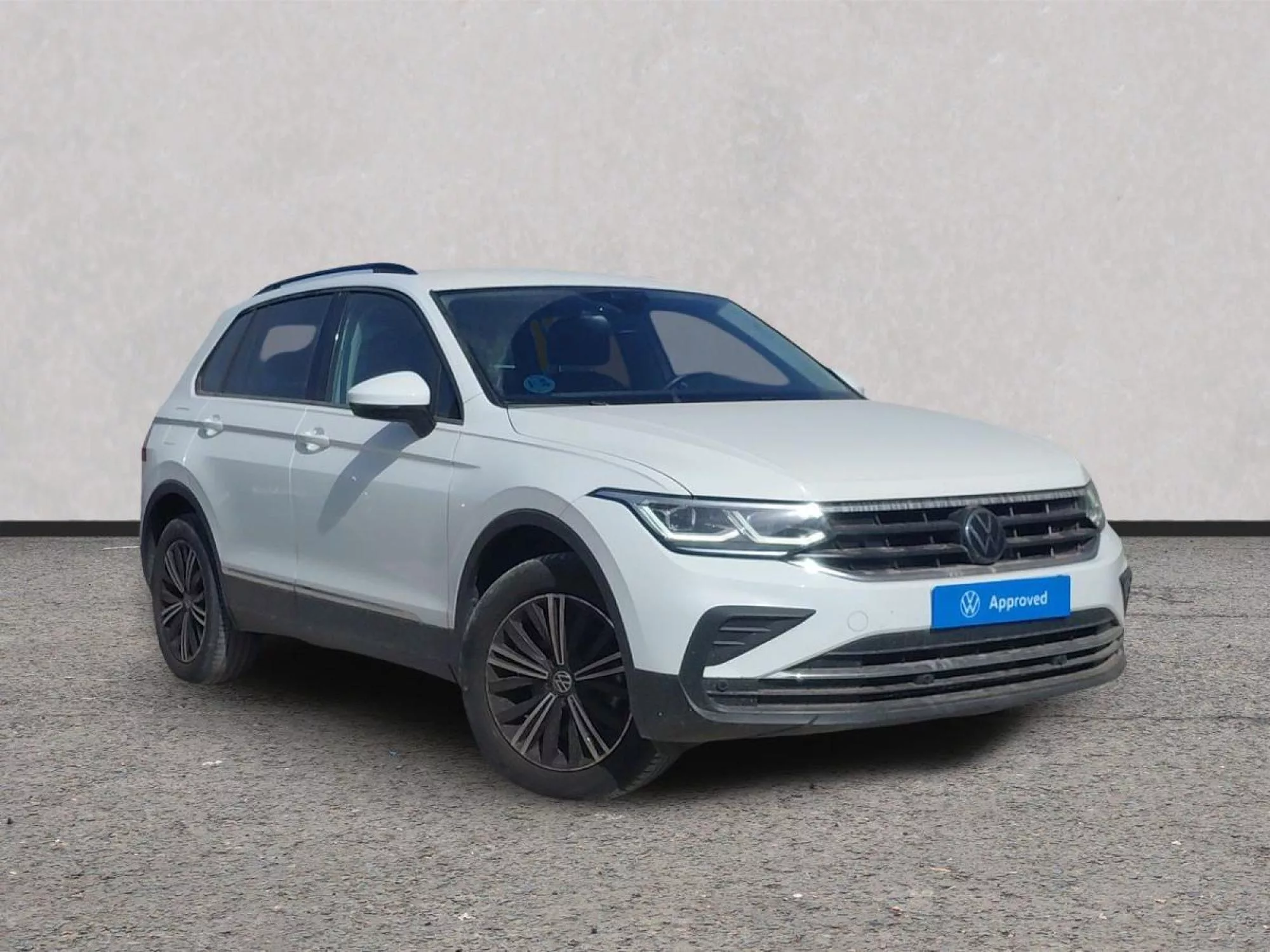 VOLKSWAGEN TIGUAN Diesel 2024 segunda-mano Jaén