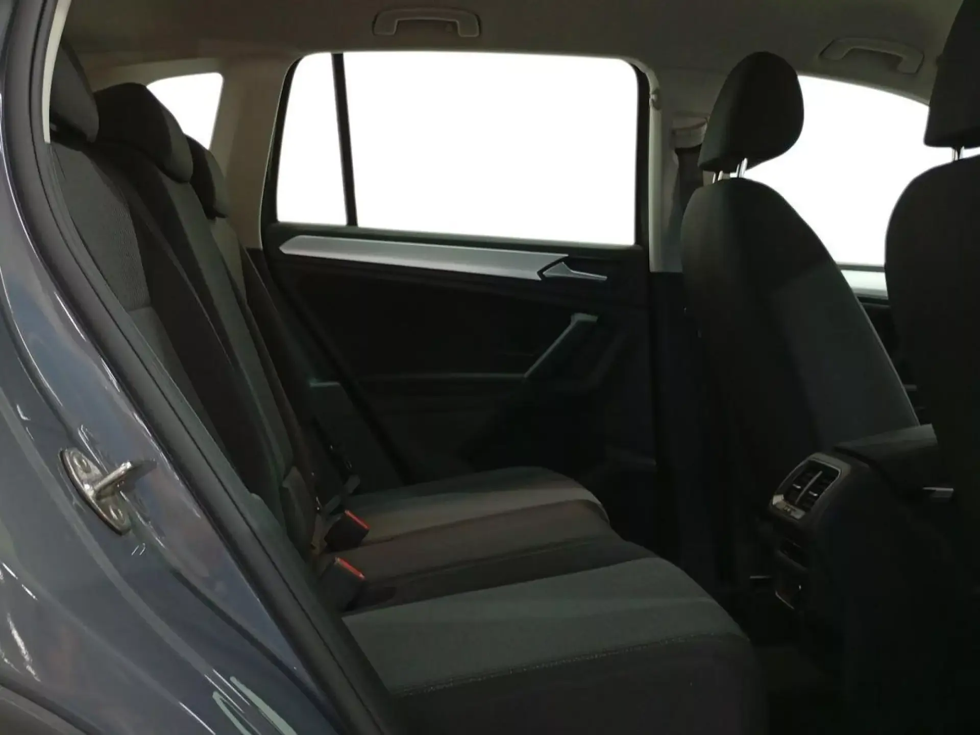 VOLKSWAGEN TIGUAN Gasolina 2022 segunda-mano Jaén