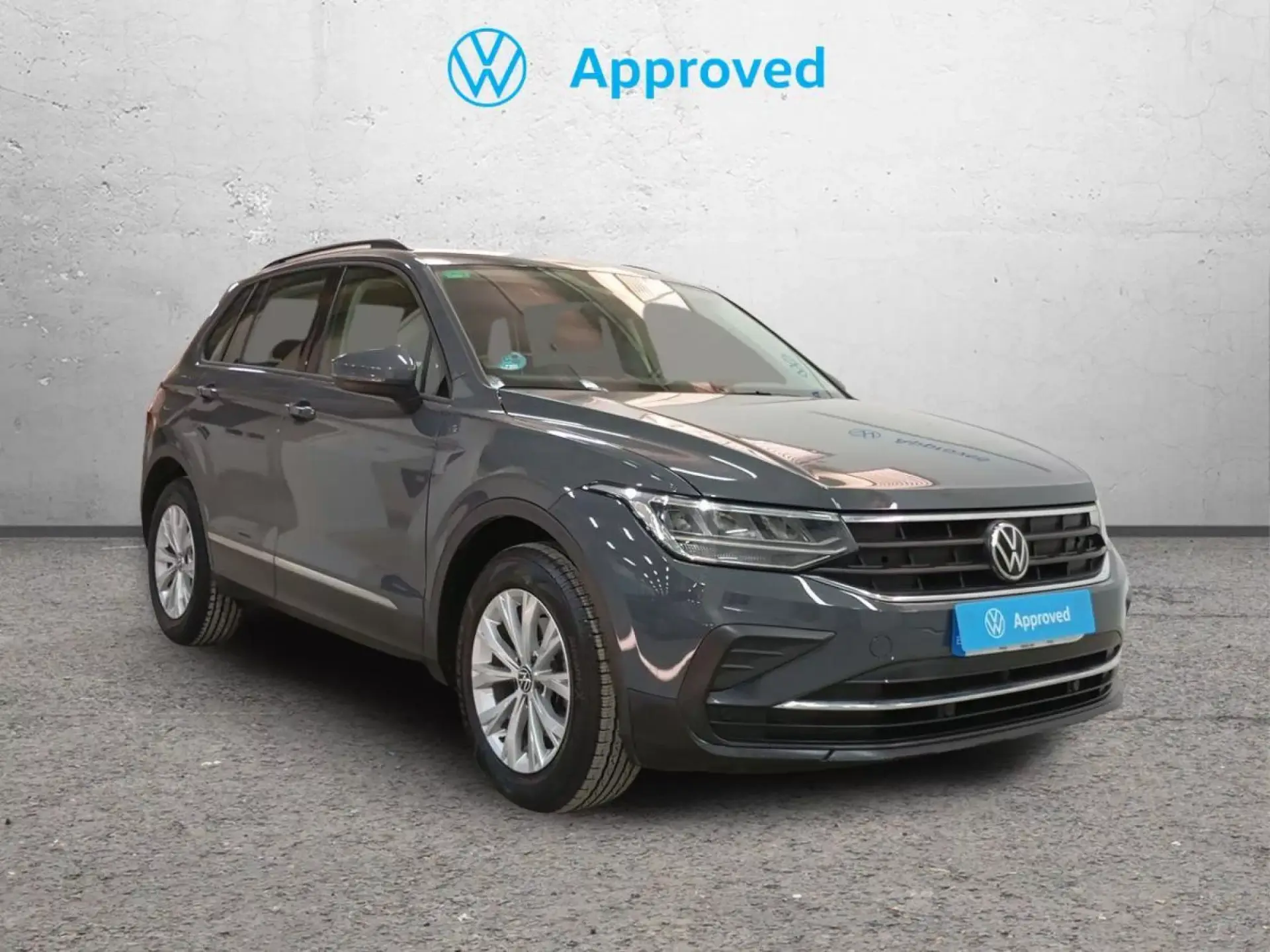 VOLKSWAGEN TIGUAN Gasolina 2022 segunda-mano Jaén