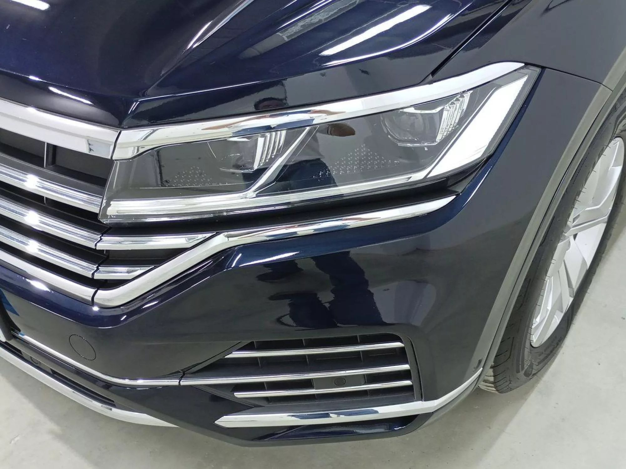 VOLKSWAGEN TOUAREG Diesel 2022 segunda-mano Jaén
