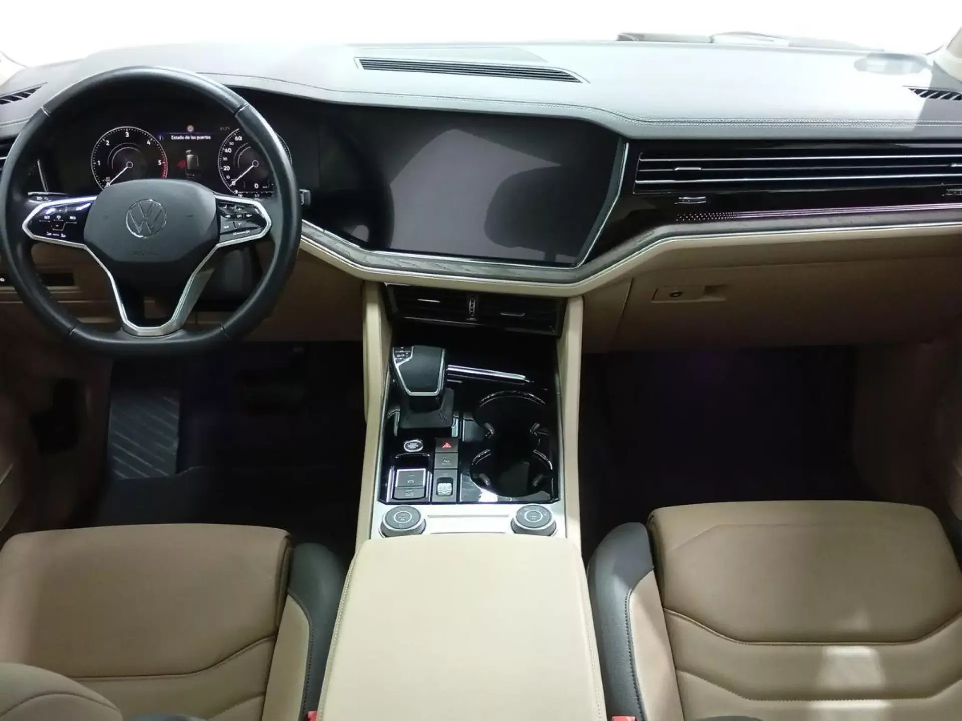 VOLKSWAGEN TOUAREG Diesel 2022 segunda-mano Jaén