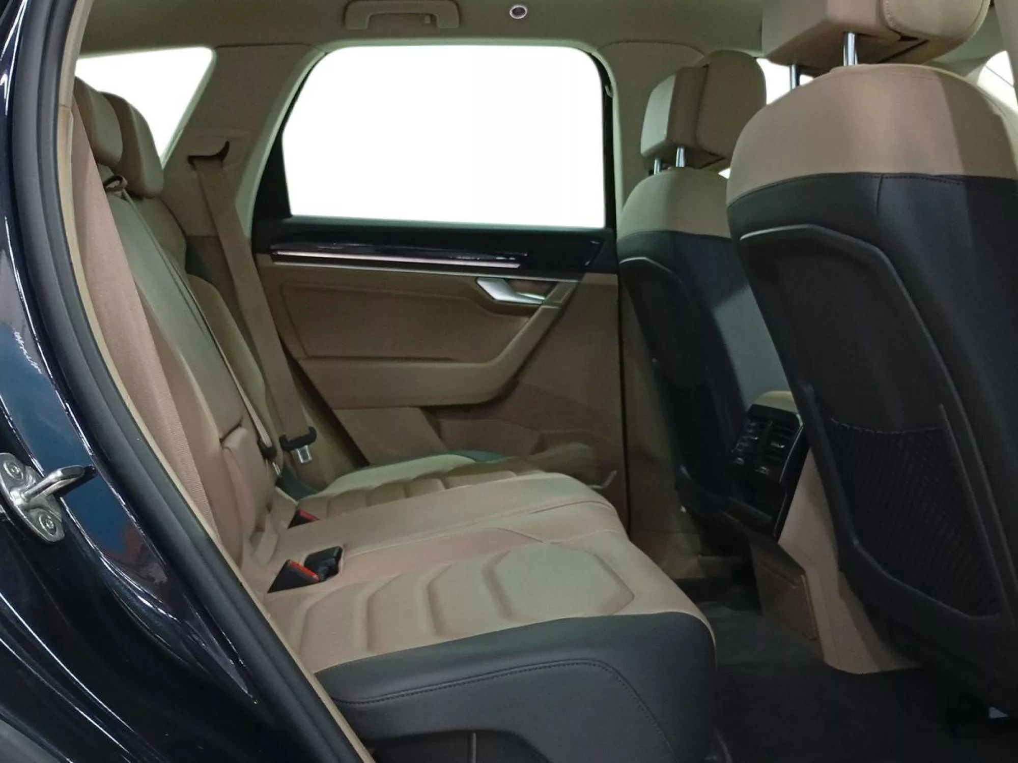 VOLKSWAGEN TOUAREG Diesel 2022 segunda-mano Jaén