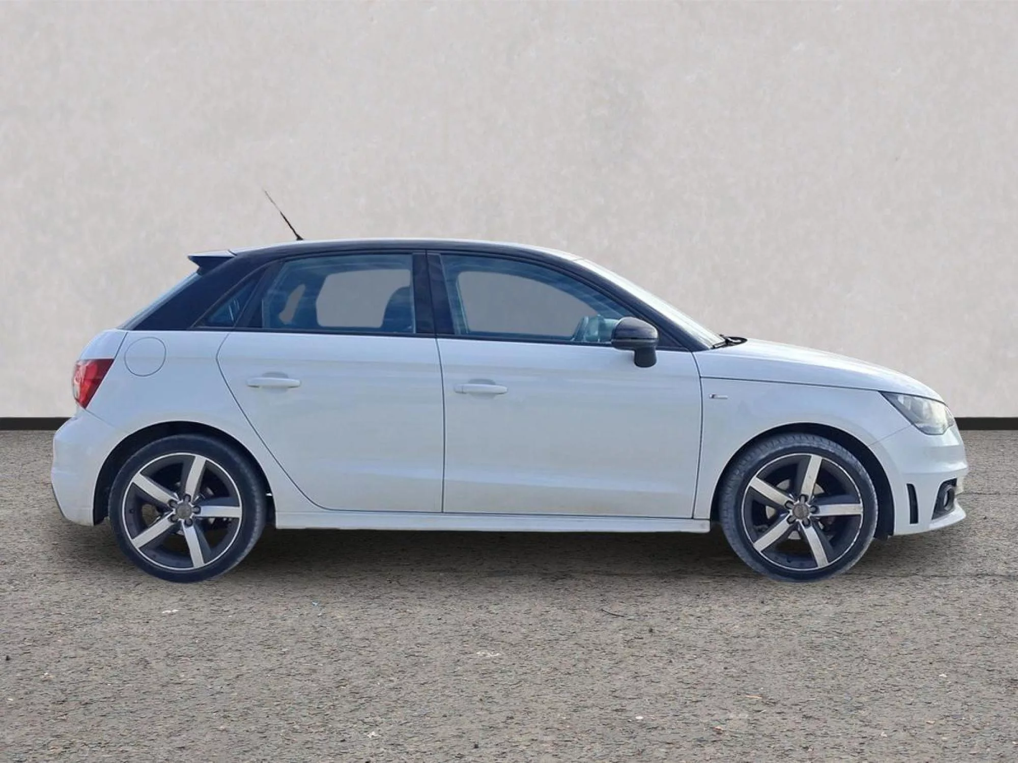 AUDI A1 SPORTBACK Diesel 2015 segunda-mano Jaén