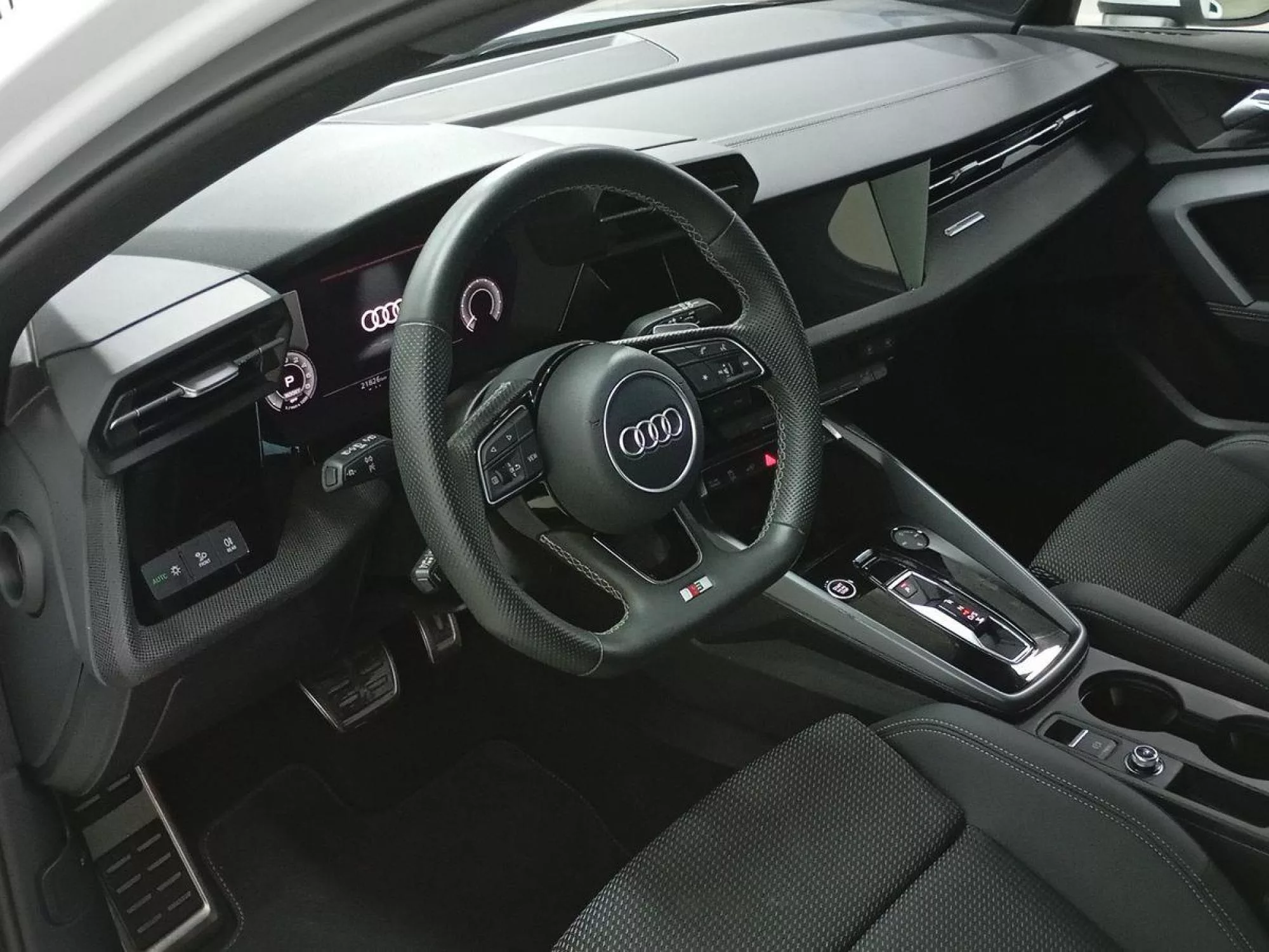 AUDI A3 SPORTBACK Hibrido enchufable 2025 km 0 Jaén