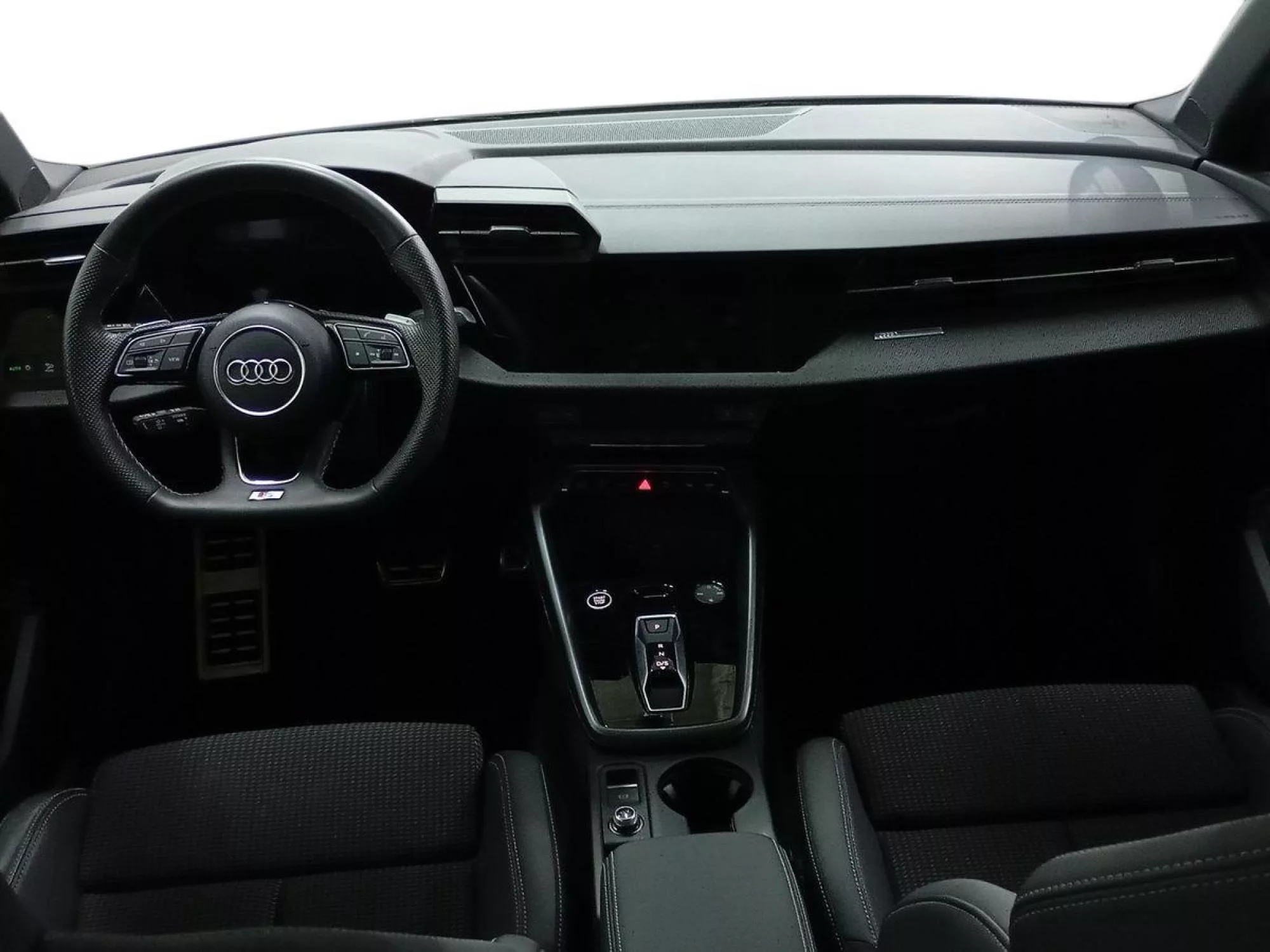 AUDI A3 SPORTBACK Hibrido enchufable 2025 km 0 Jaén