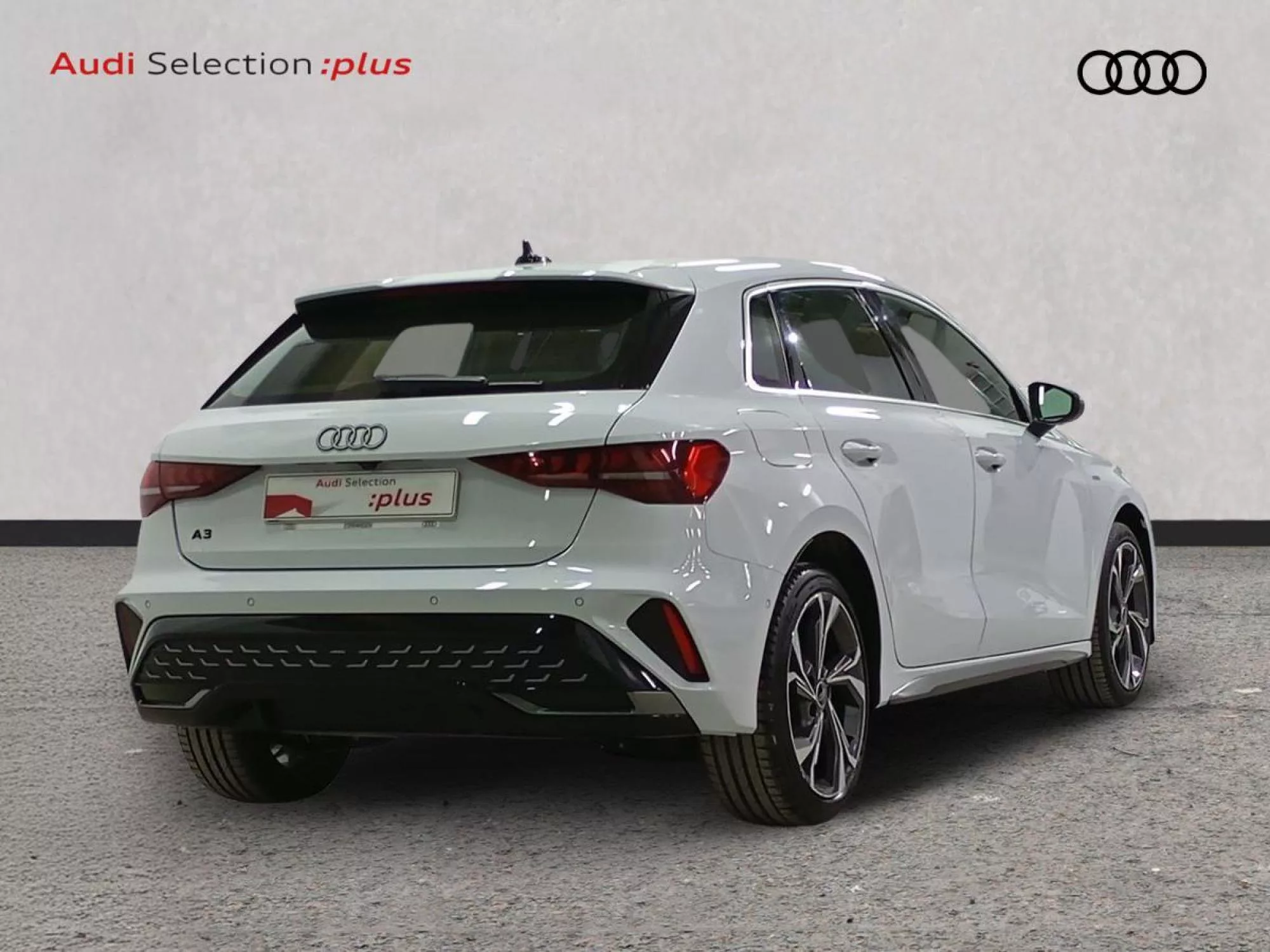 AUDI A3 SPORTBACK Hibrido enchufable 2025 km 0 Jaén