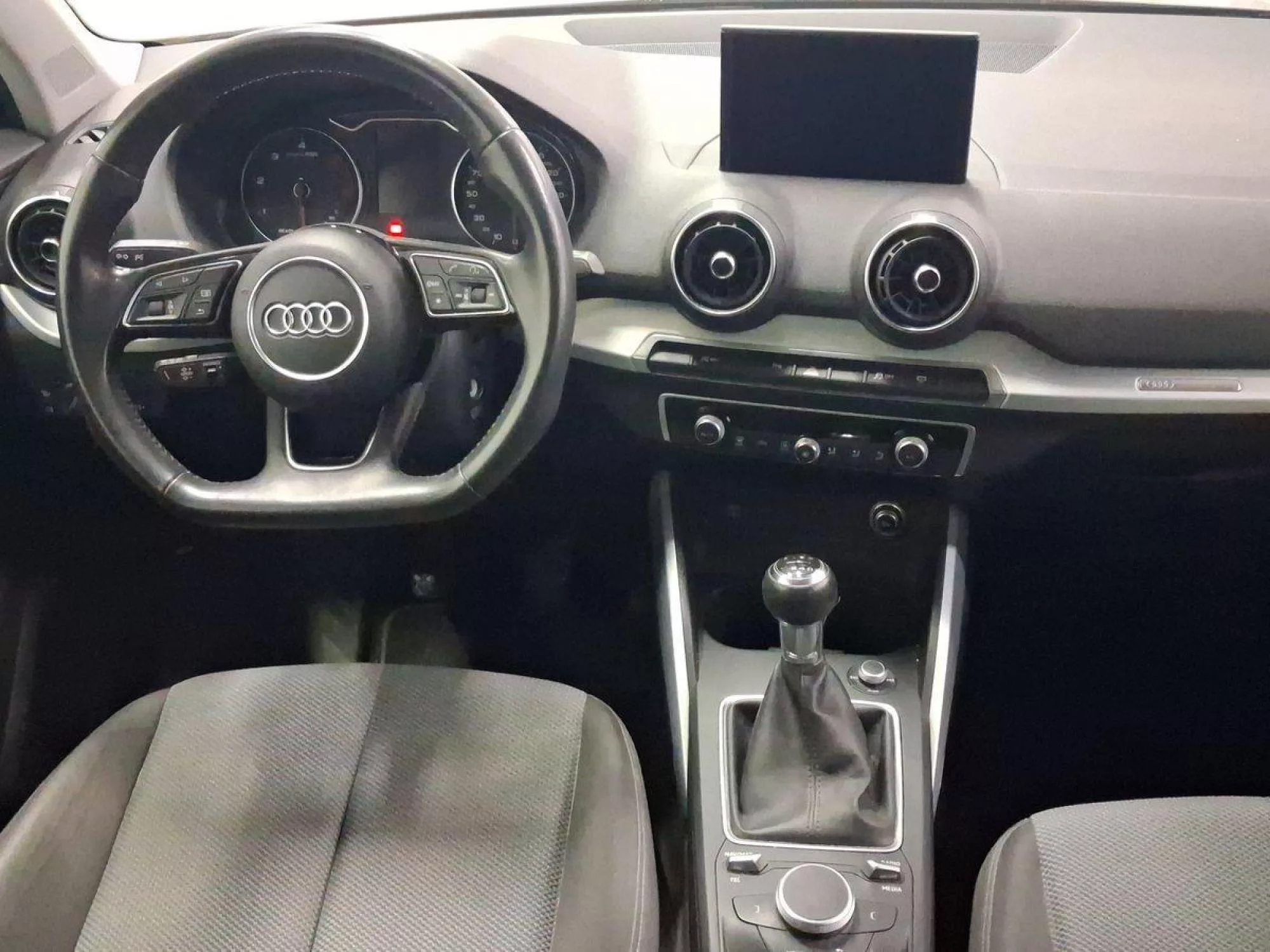 AUDI Q2 Diesel 2019 segunda-mano Jaén