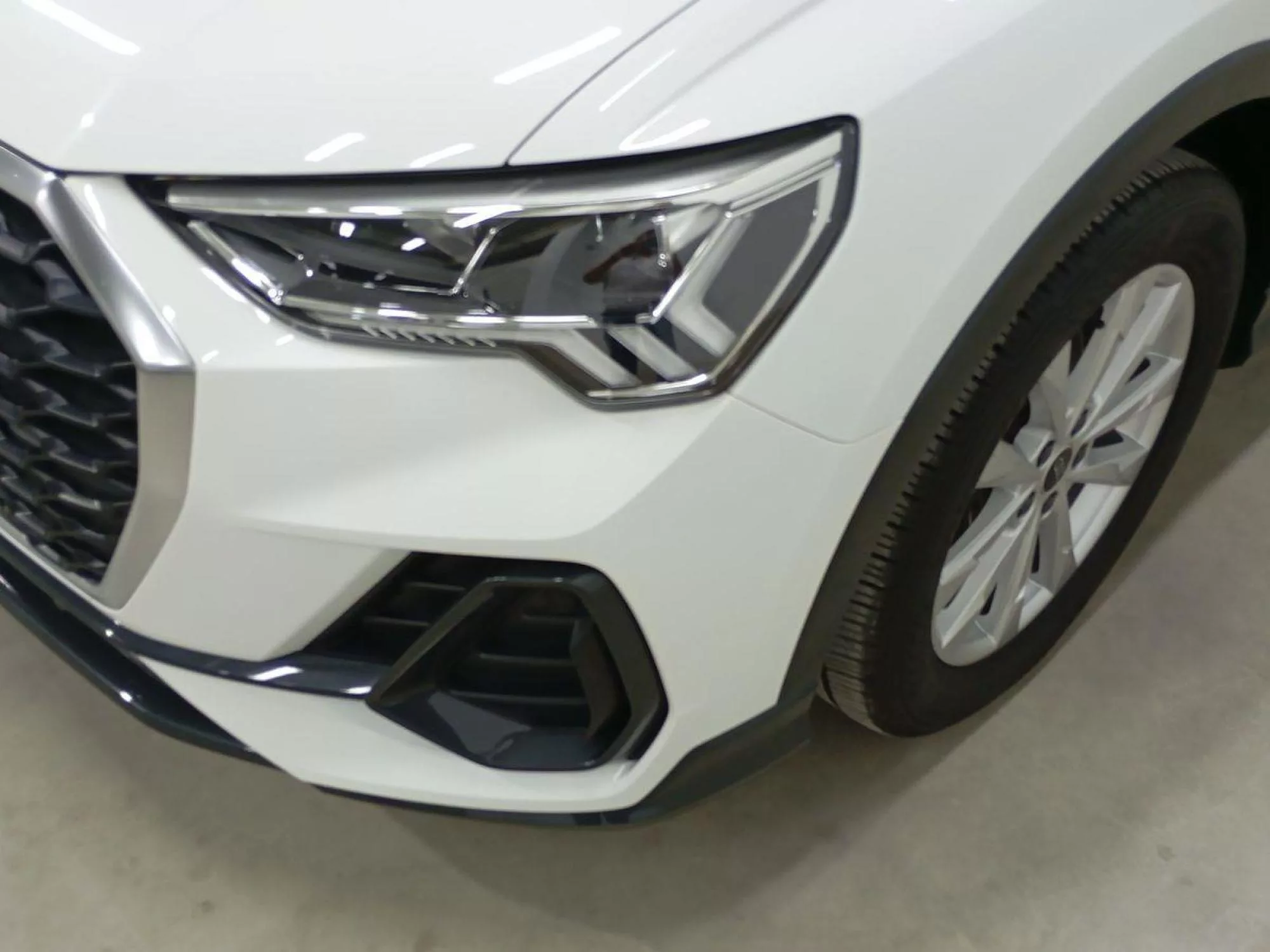 AUDI Q3 Diesel 2023 segunda-mano Jaén
