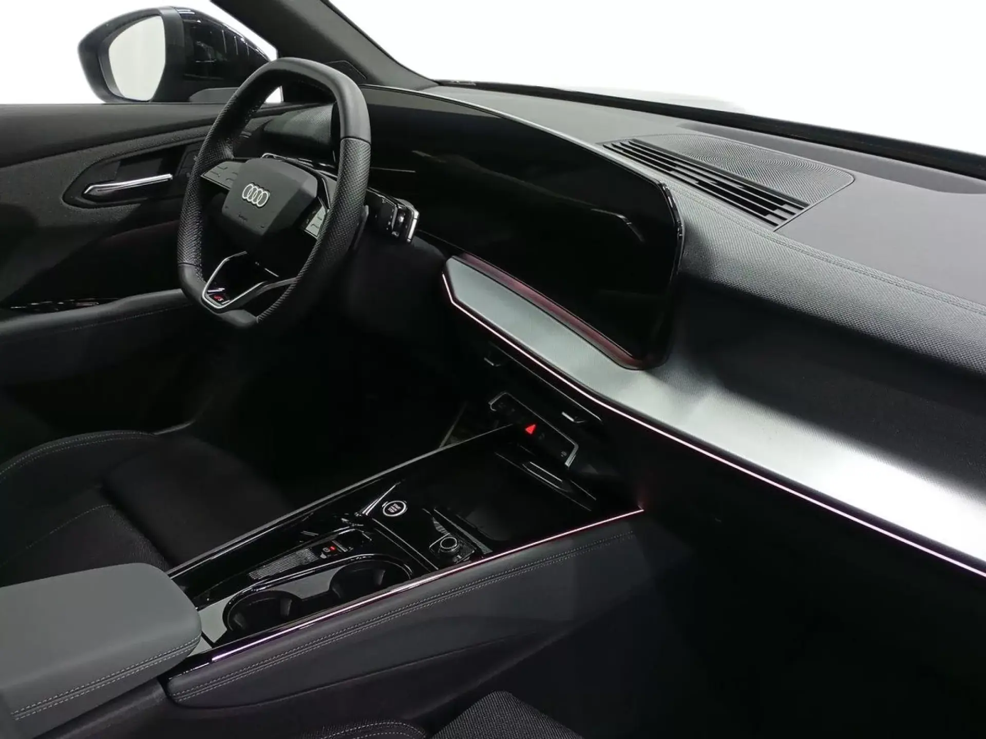 AUDI Q3 Hibrido 2025 km 0 Jaén